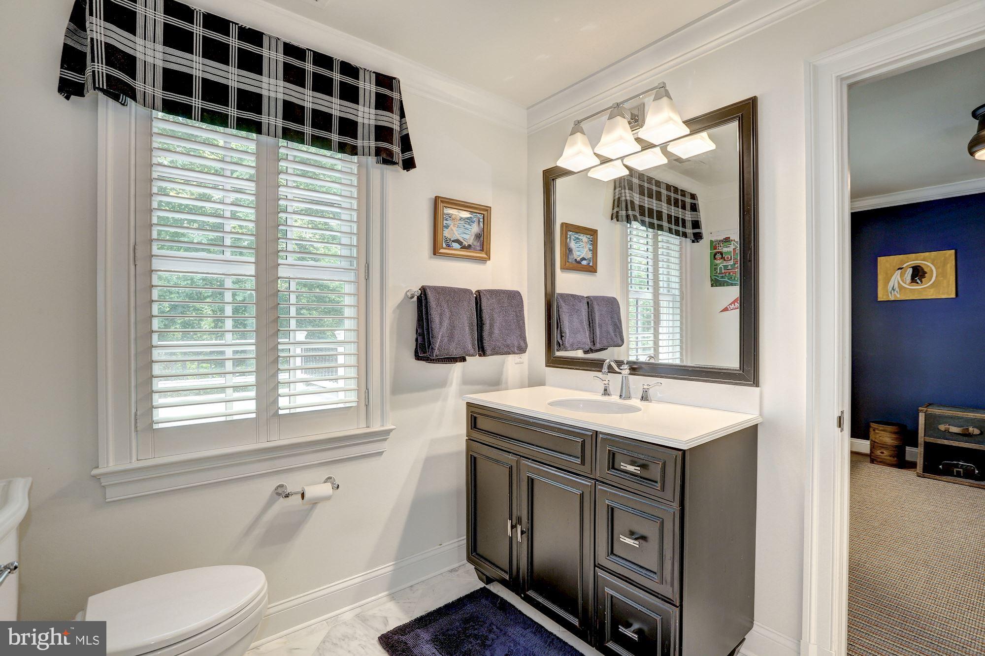 RIVER FALLS - Residential