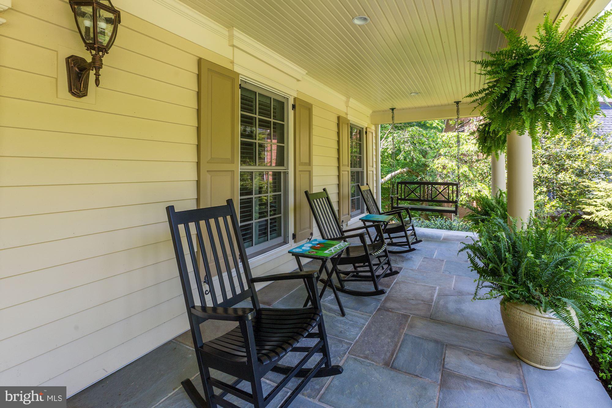 RIVER FALLS - Residential