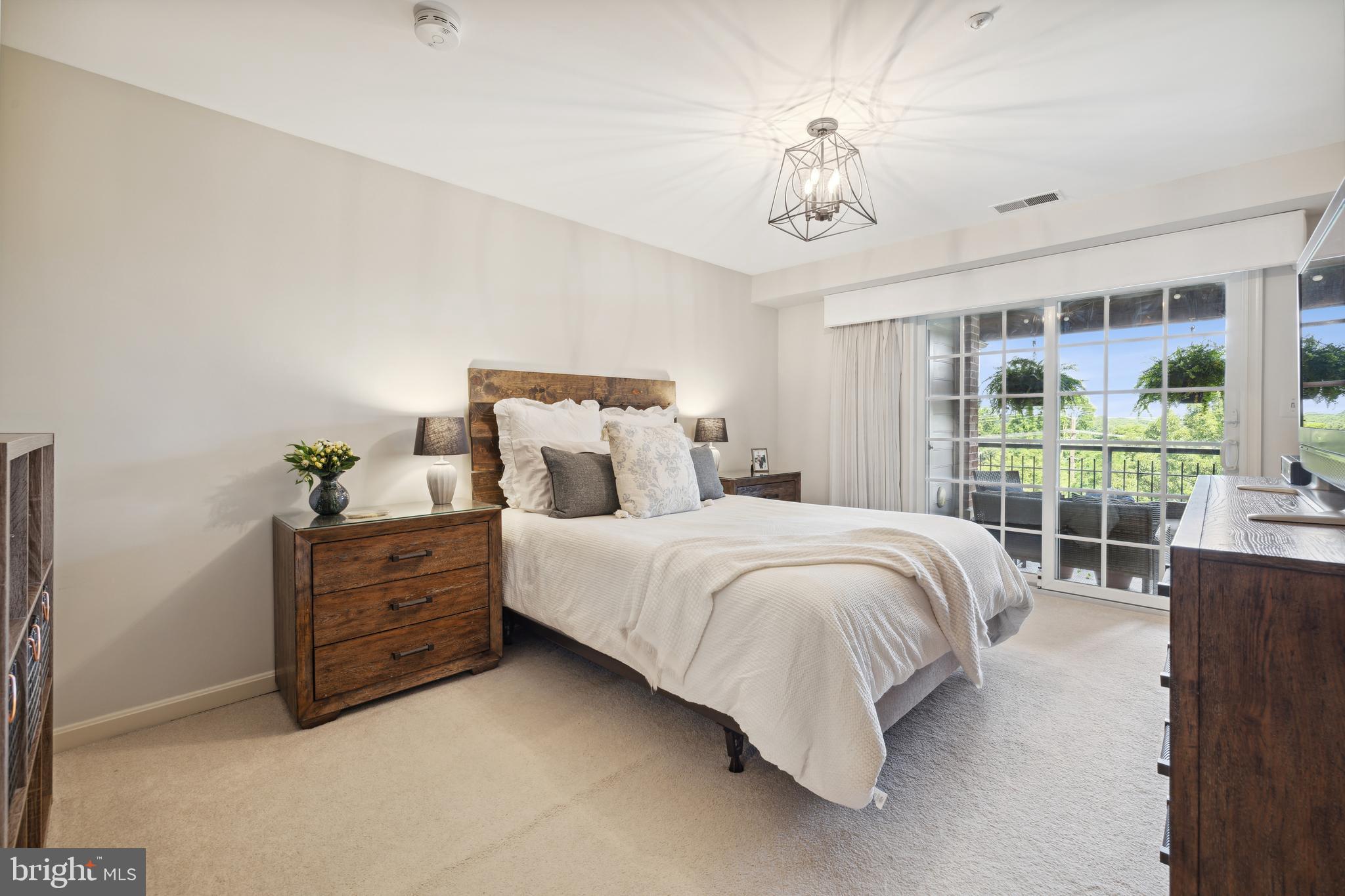 KENTLANDS VIEW - Residential