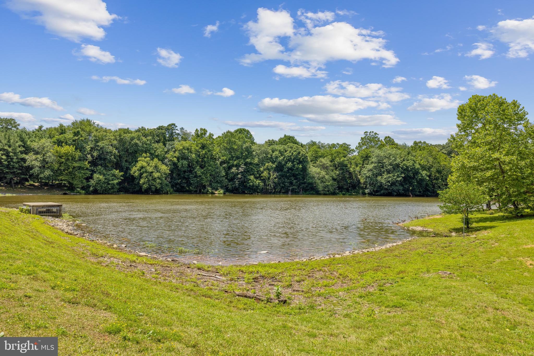 KENTLANDS VIEW - Residential