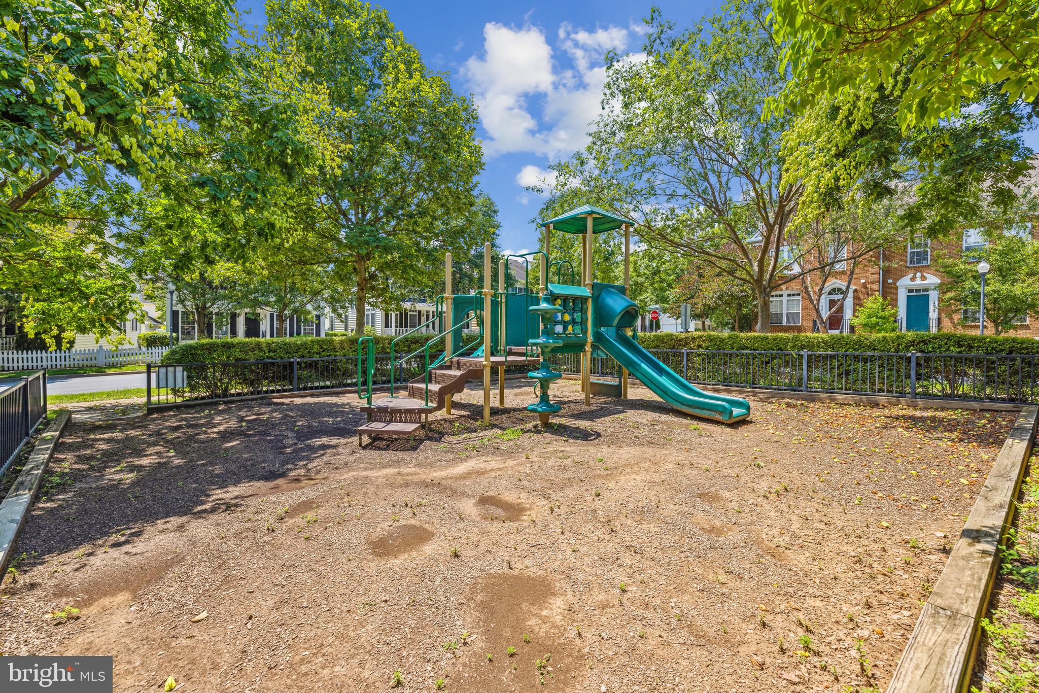 KENTLANDS VIEW - Residential