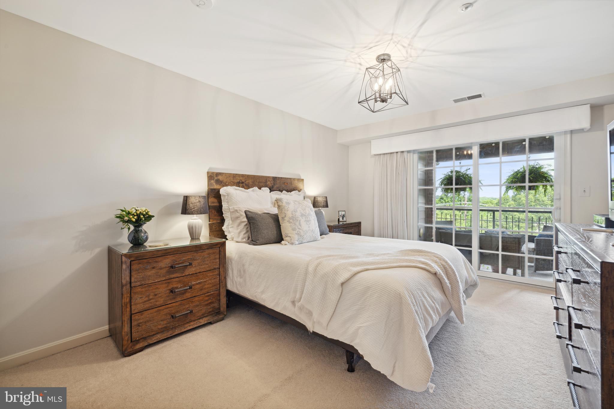 KENTLANDS VIEW - Residential