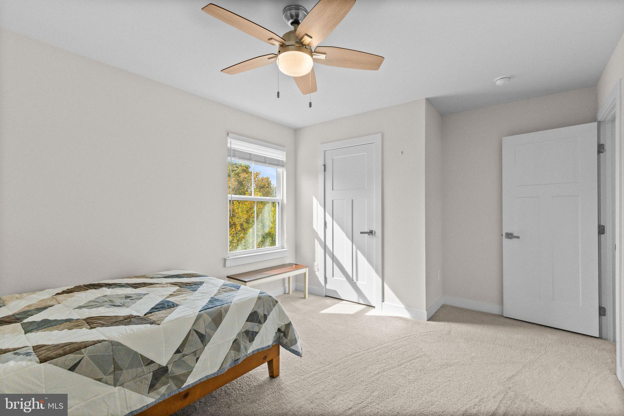 LAKE FREDERICK - Residential