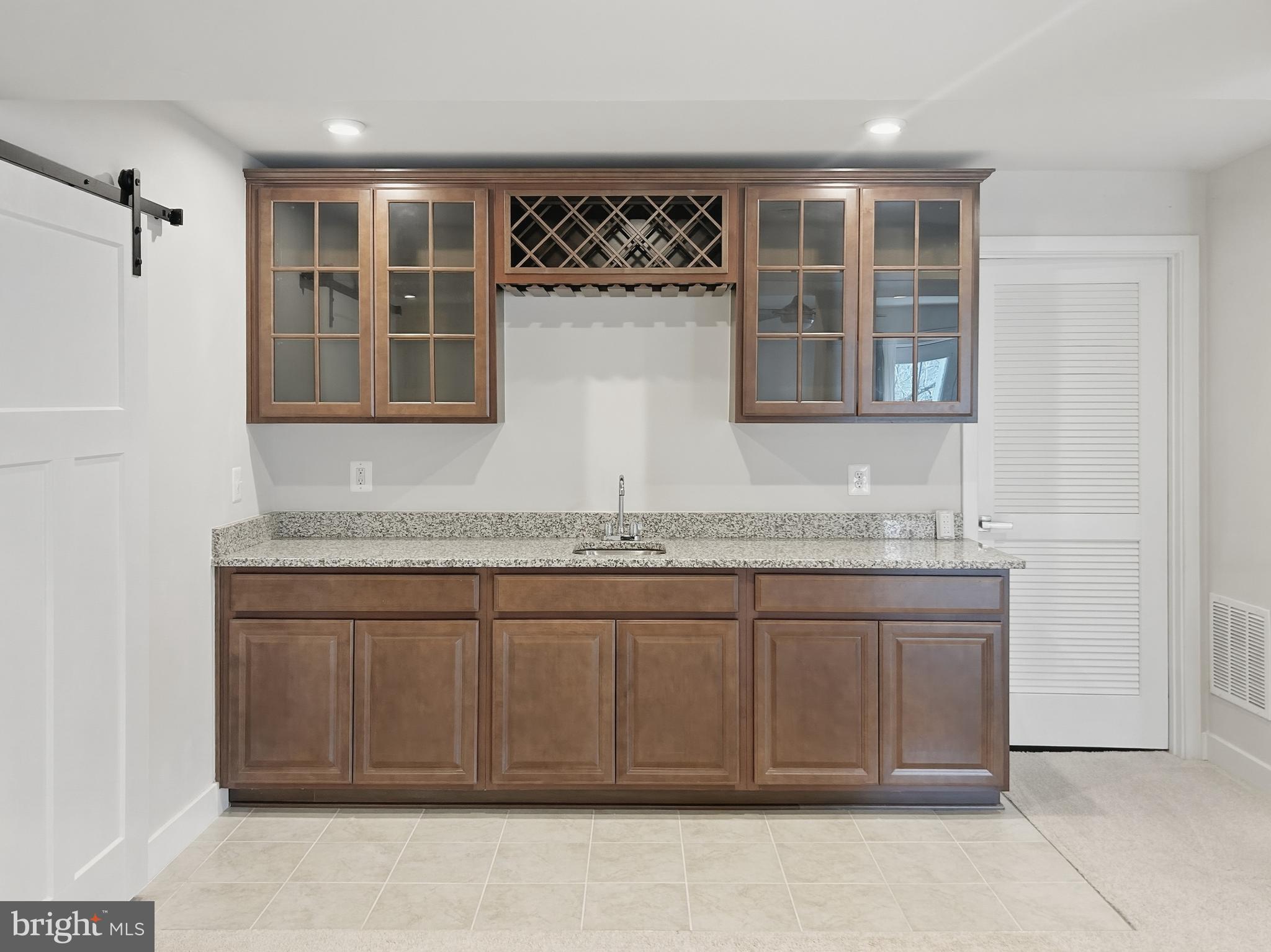 LAKE FREDERICK - Residential