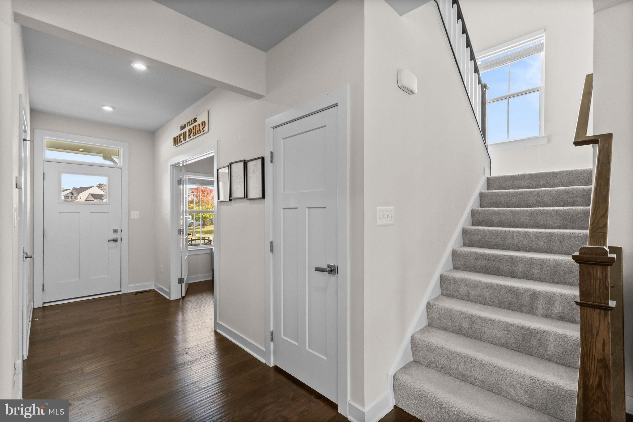 LAKE FREDERICK - Residential