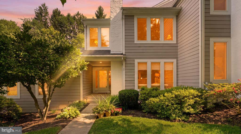 Photo of 210 Clay Hill Circle, COCKEYSVILLE, MD 21030 (MLS # MDBC2173712)
