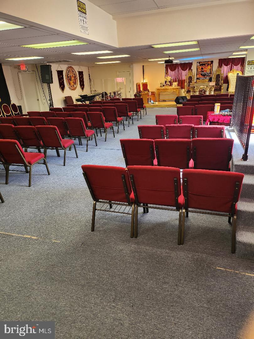 HAMILTON HEIGHTS - Commercial Lease