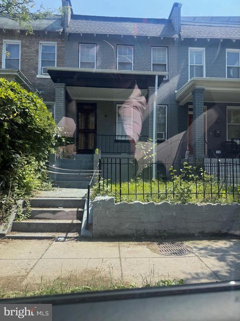 325 BRYANT STREET NE WASHINGTON DC 20002