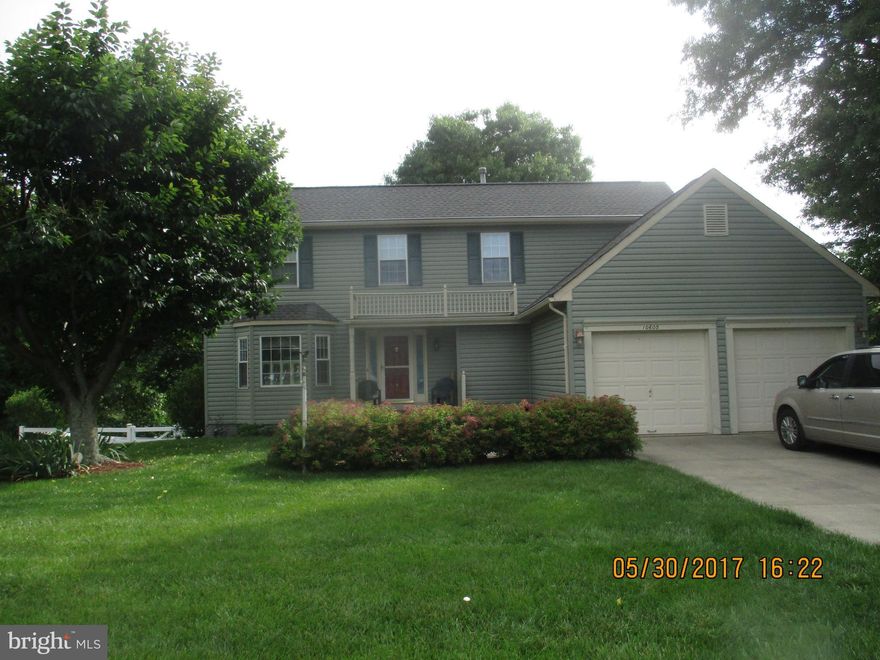 Possibly the best lot in Ashford Oaks.  On lake.  No house on your right.  Fully fenced and shaded back yard.  Newer roof, windows, kitchen appliances, HVAC.  Owner has "history book" with all info since construction.  Deck with retractable awning controlled by switch.  All the features you would want to just relax.