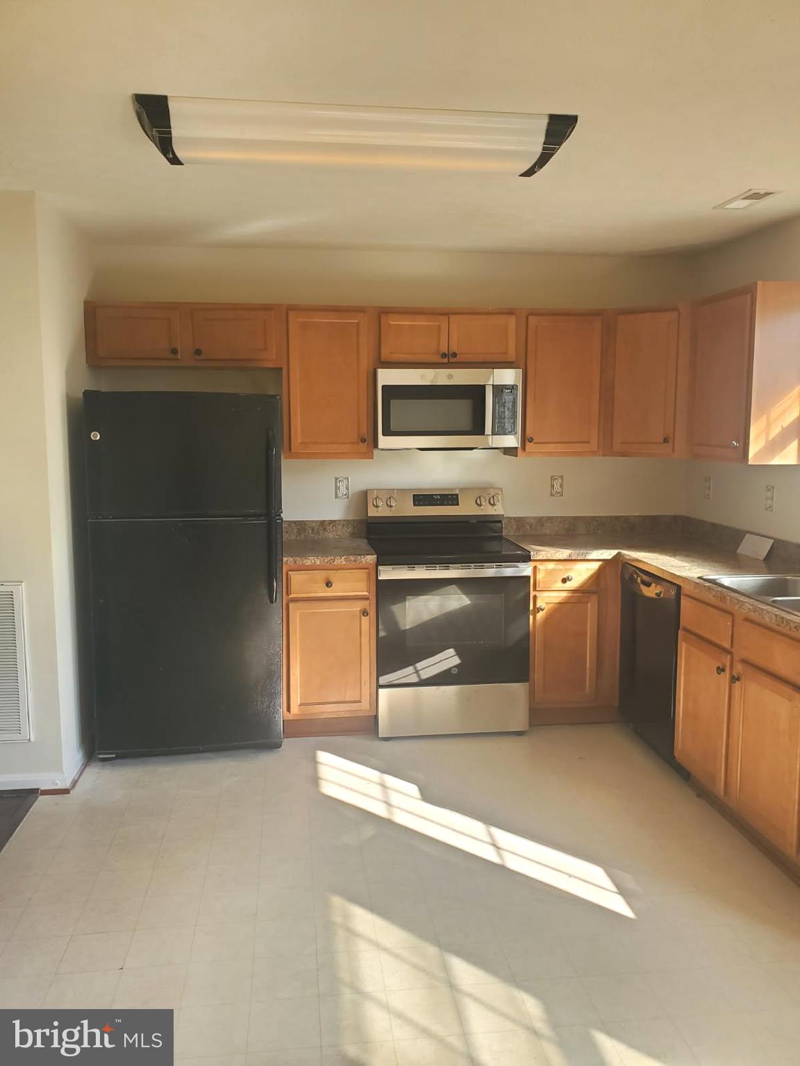 WILDERNESS SHORES - Residential