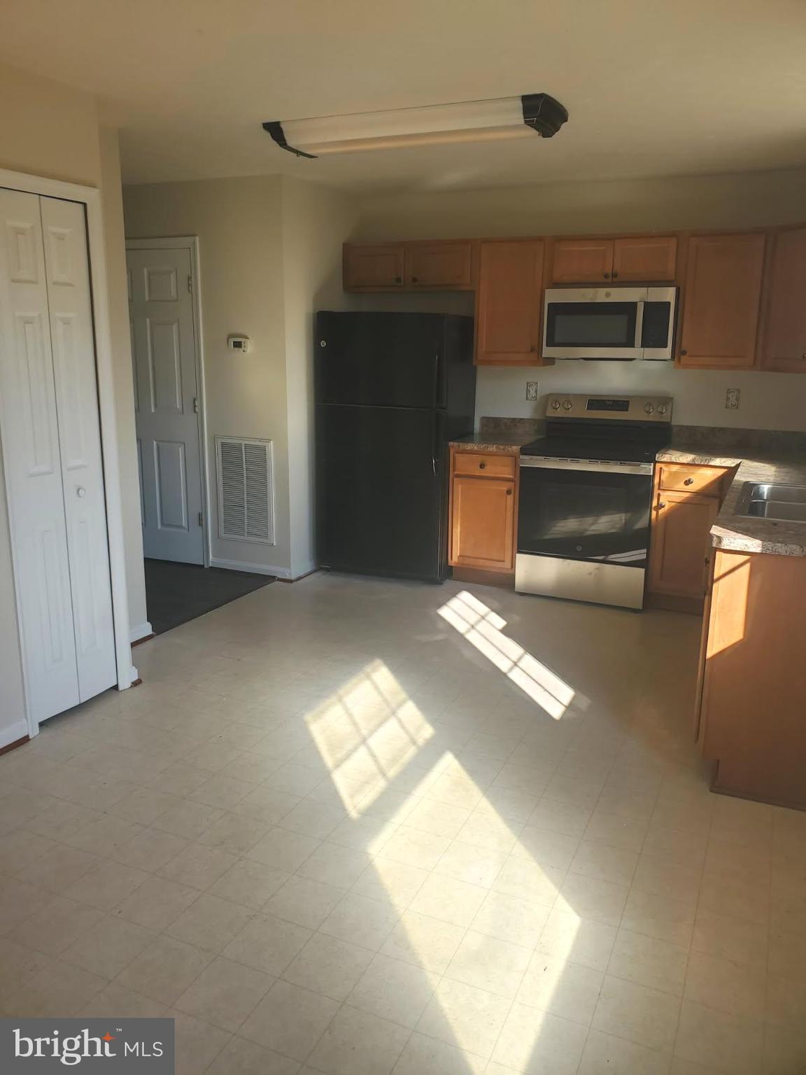 WILDERNESS SHORES - Residential