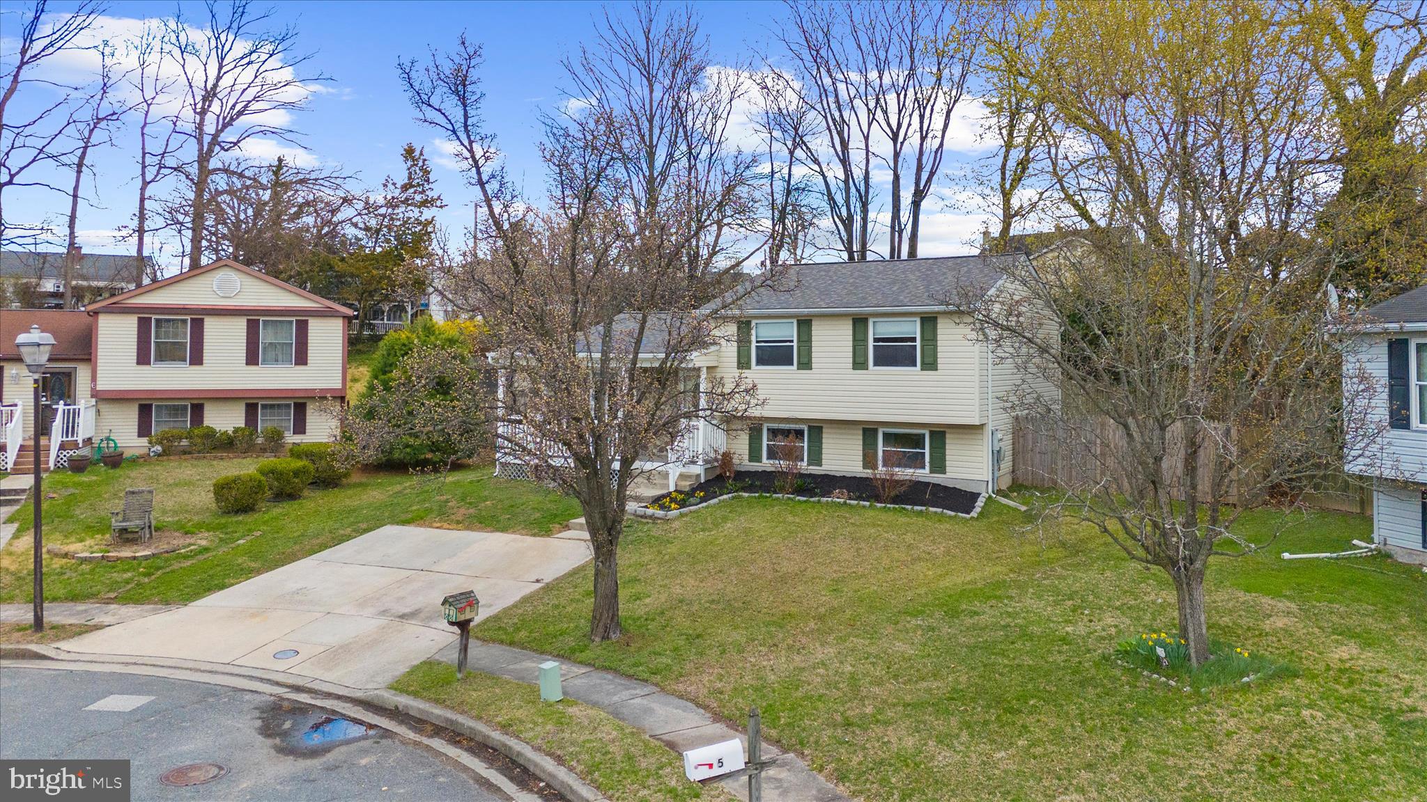 GOLDENTREE - Residential