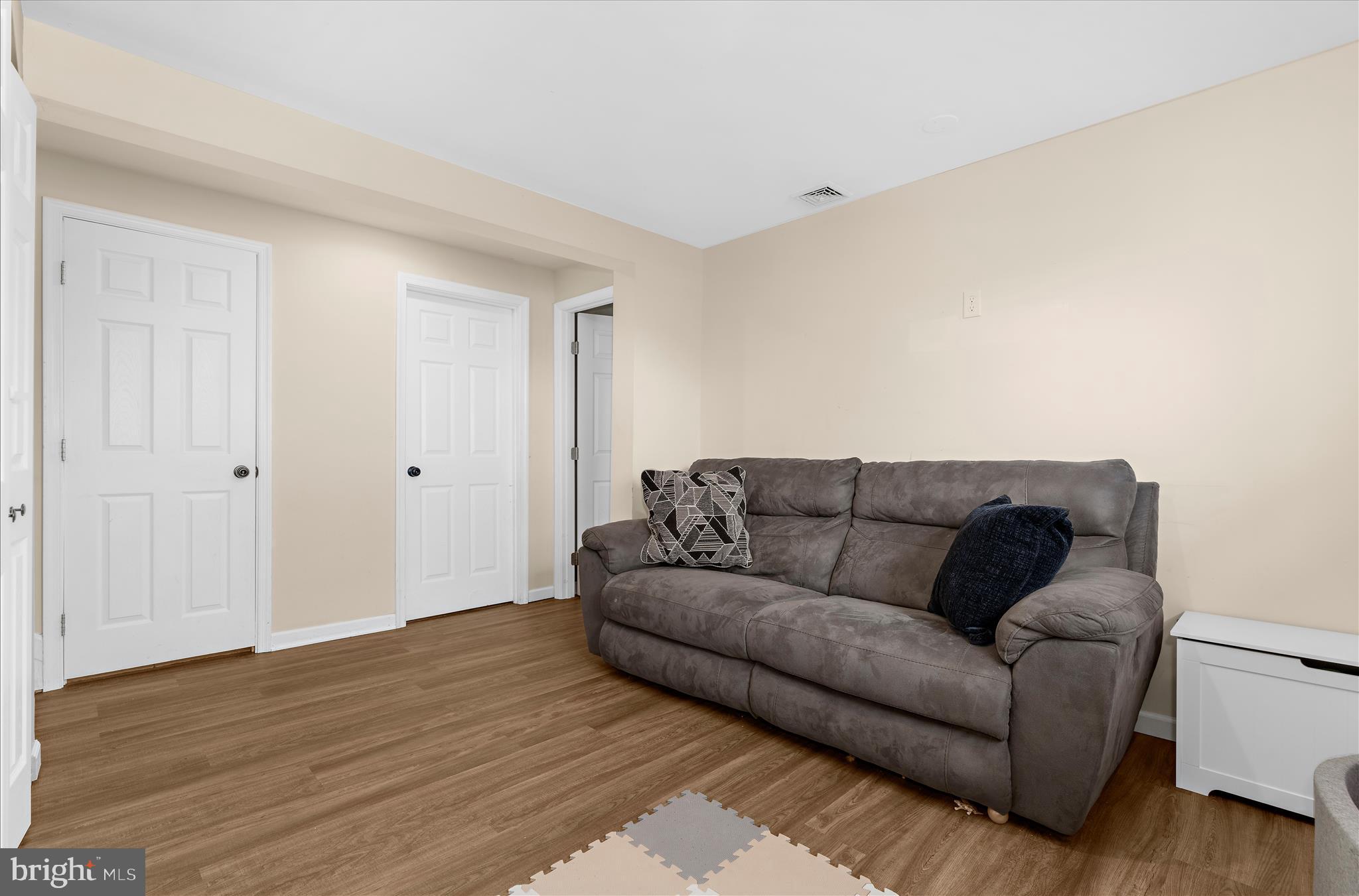 GOLDENTREE - Residential