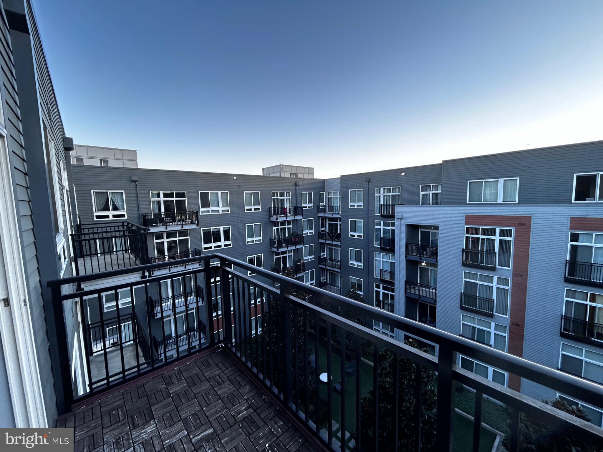 NATIONAL HARBOR - Residential Lease