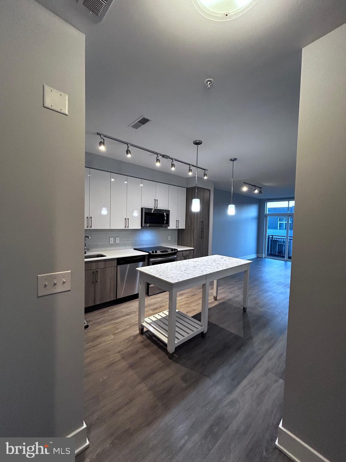 NATIONAL HARBOR - Residential Lease