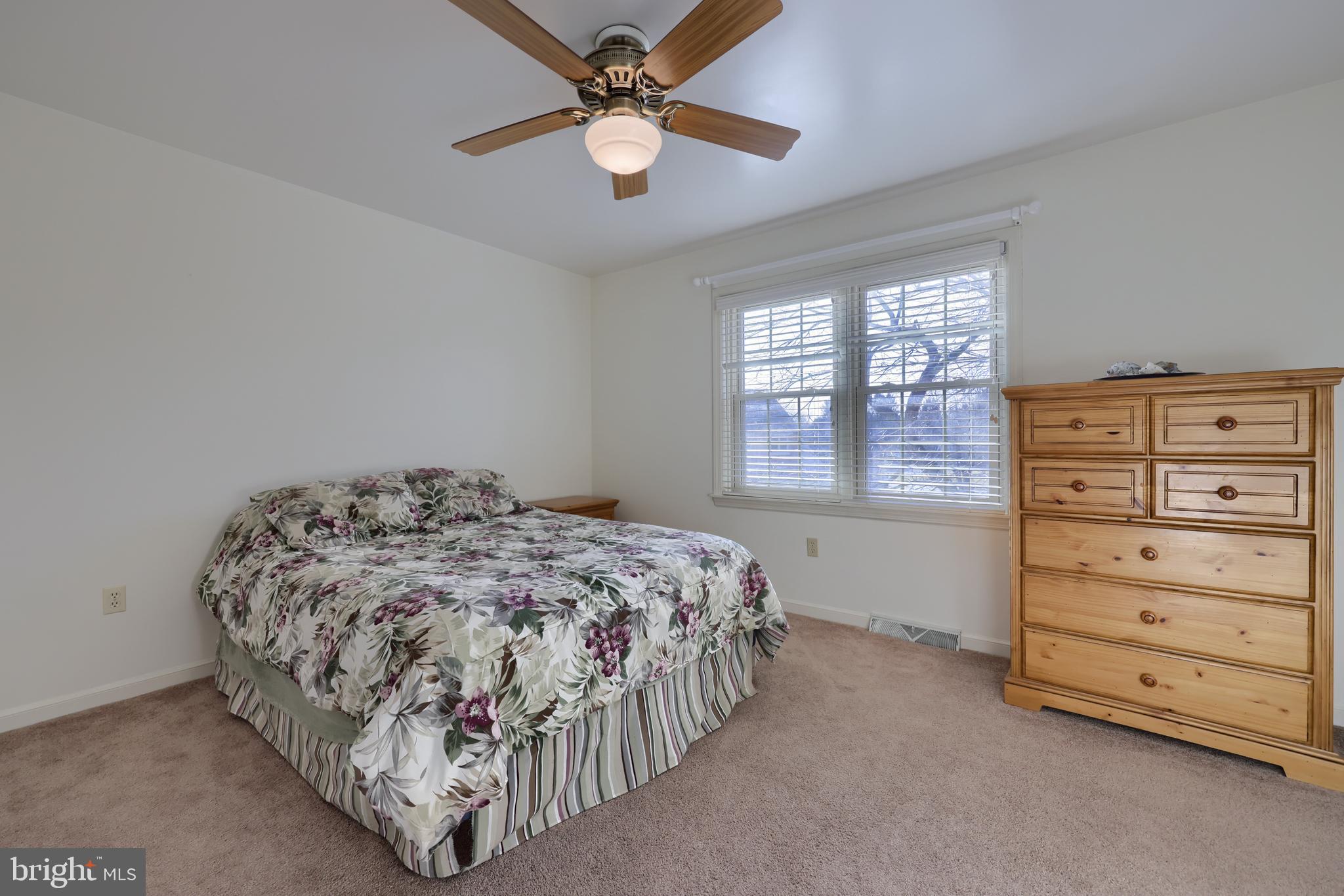 BUCKFIELD - Residential