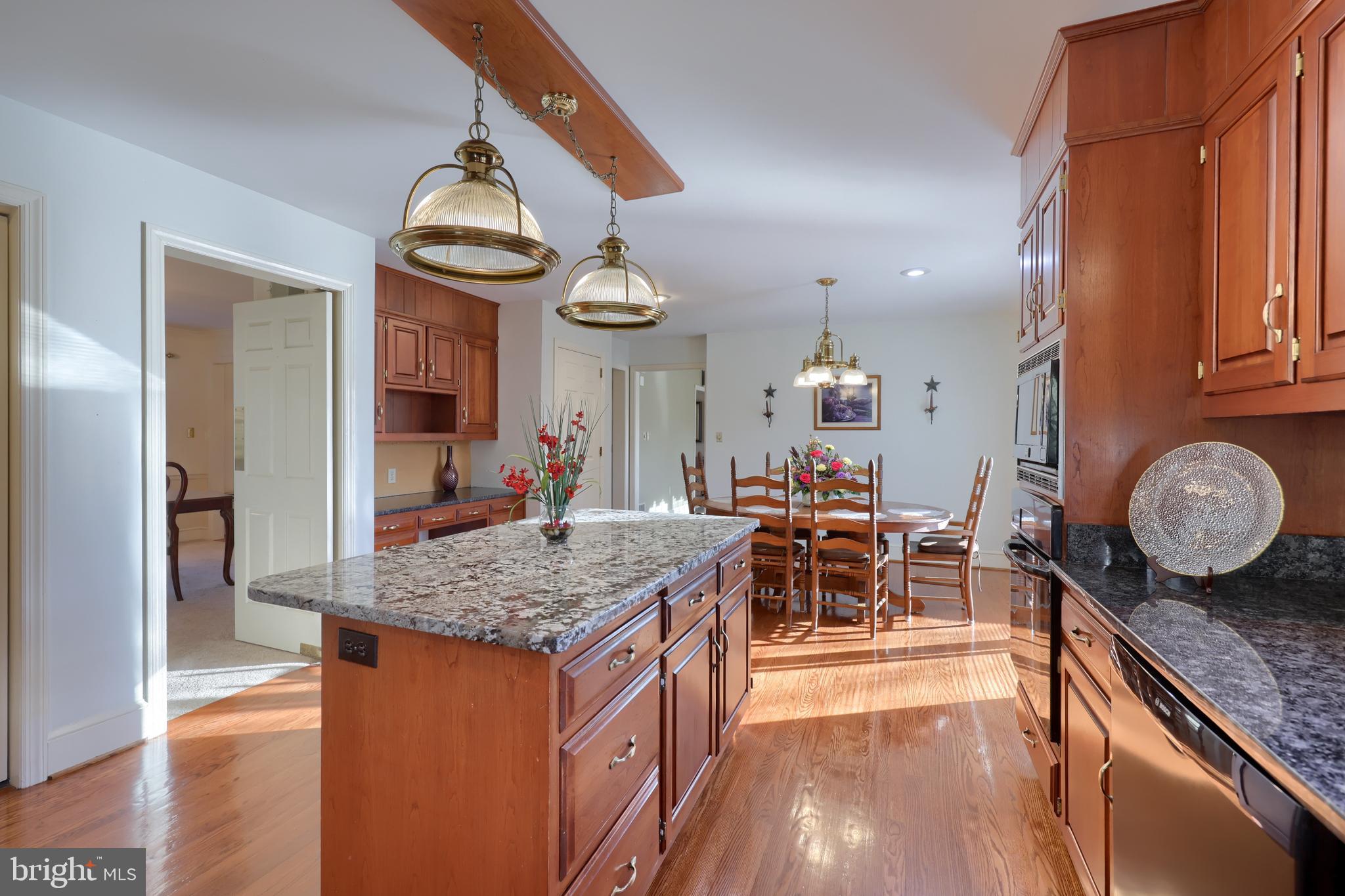 BUCKFIELD - Residential