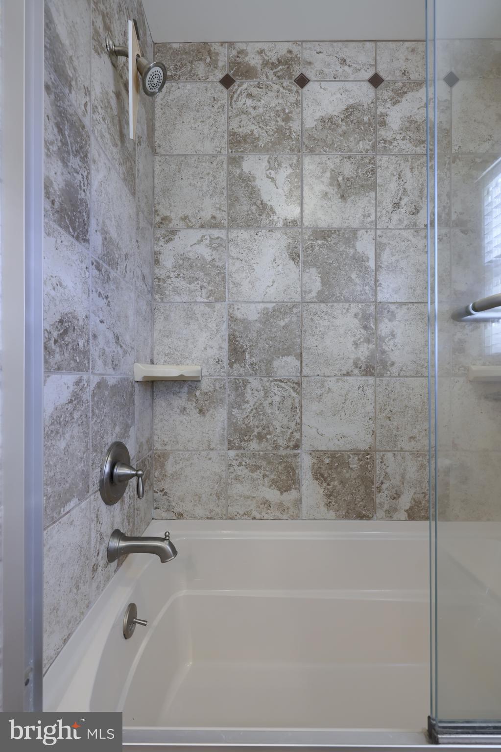 BUCKFIELD - Residential