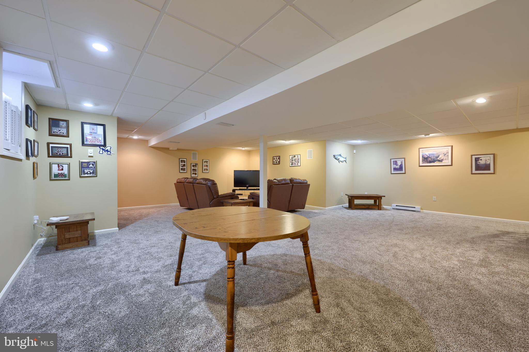 BUCKFIELD - Residential