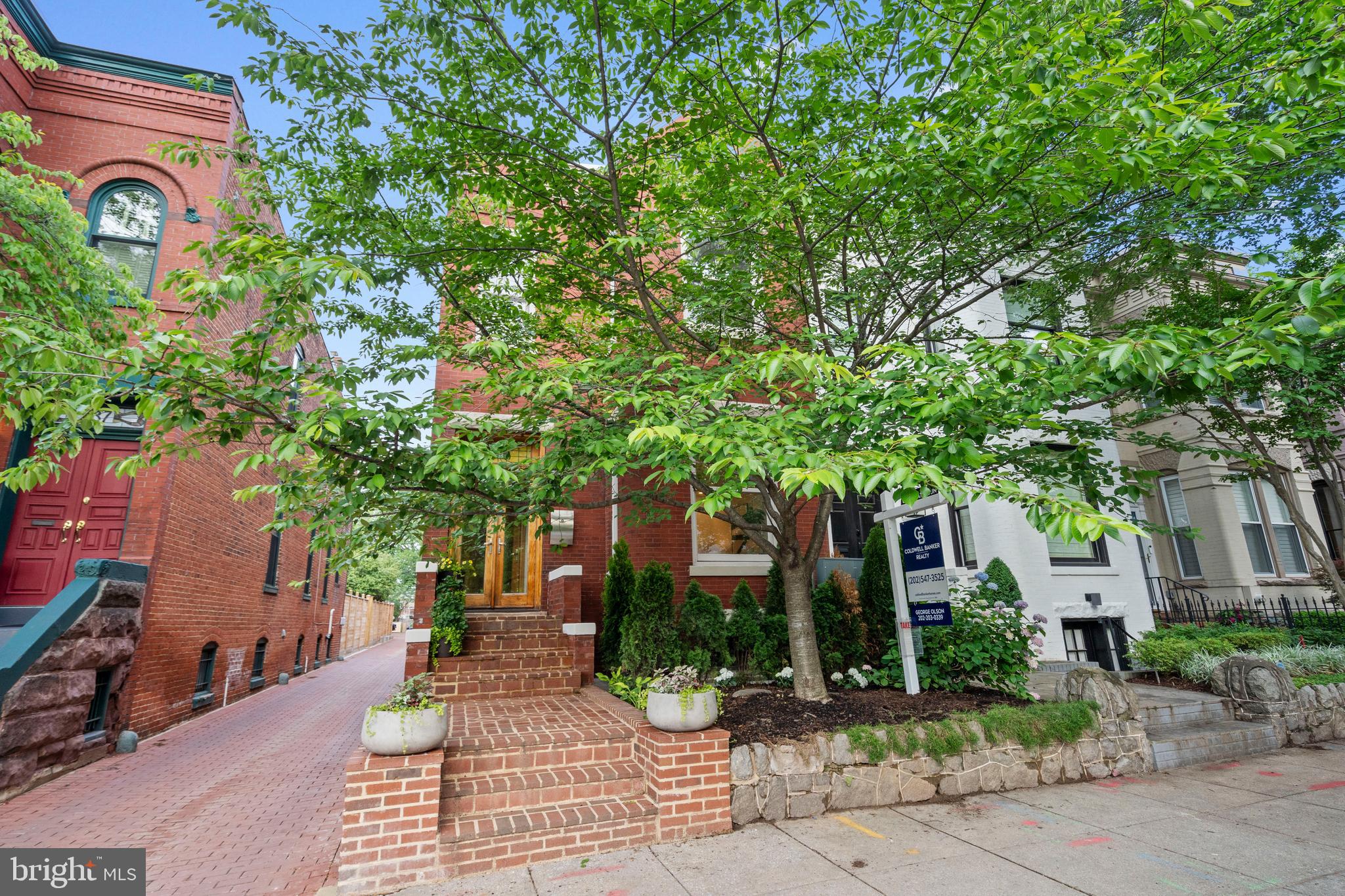 135 13TH STREET NE