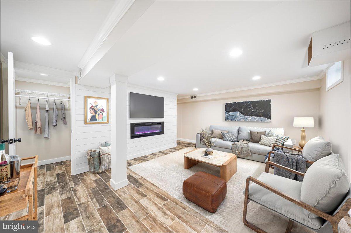 ST JAMES VILLAGE - Residential