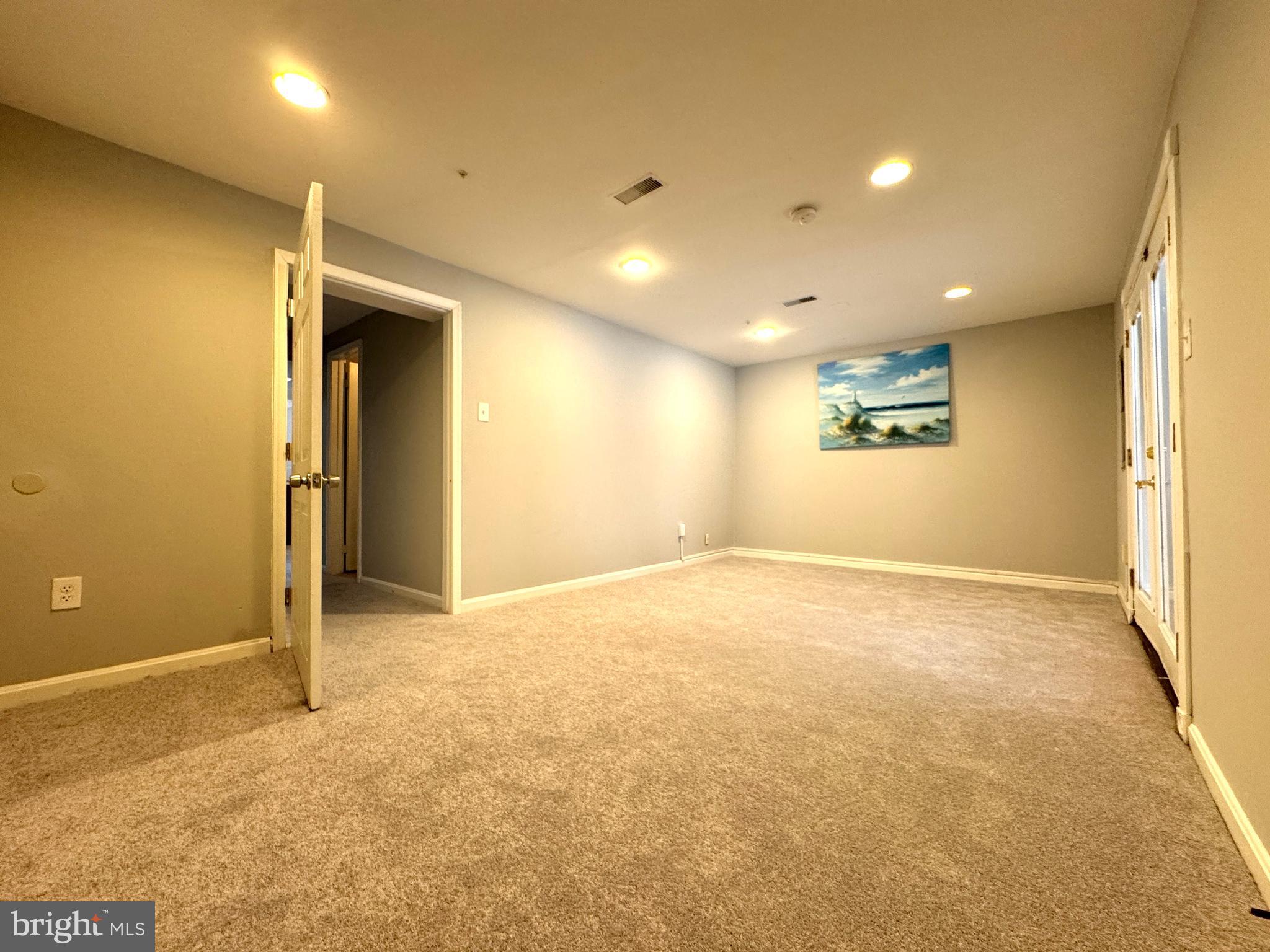 MINERAL SPRING VILLAGE - Residential