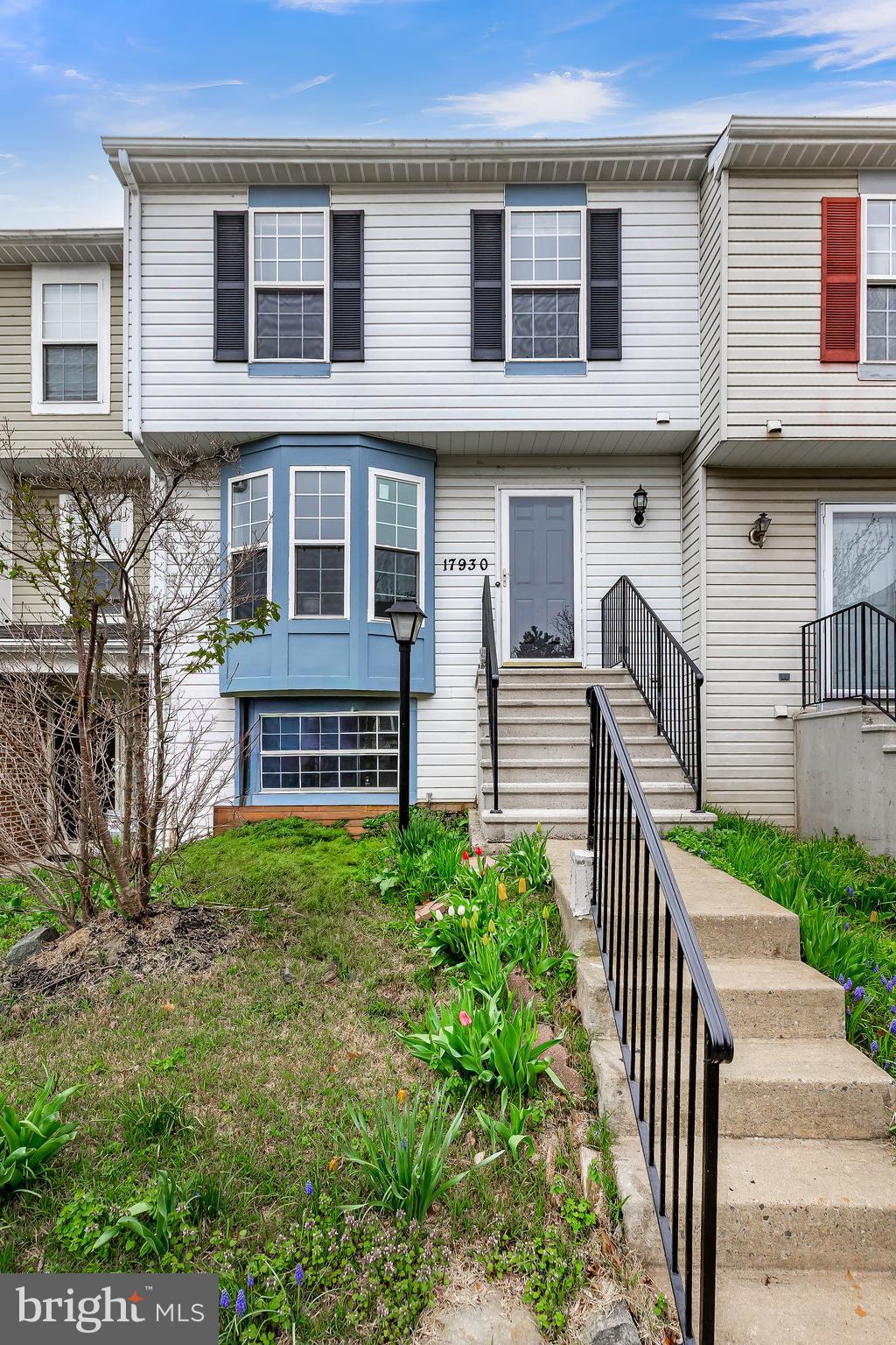 MINERAL SPRING VILLAGE - Residential