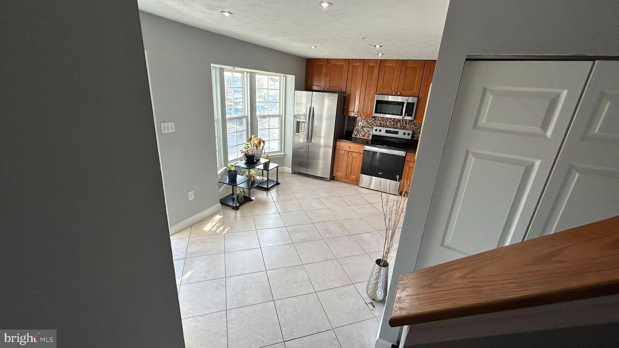 MINERAL SPRING VILLAGE - Residential