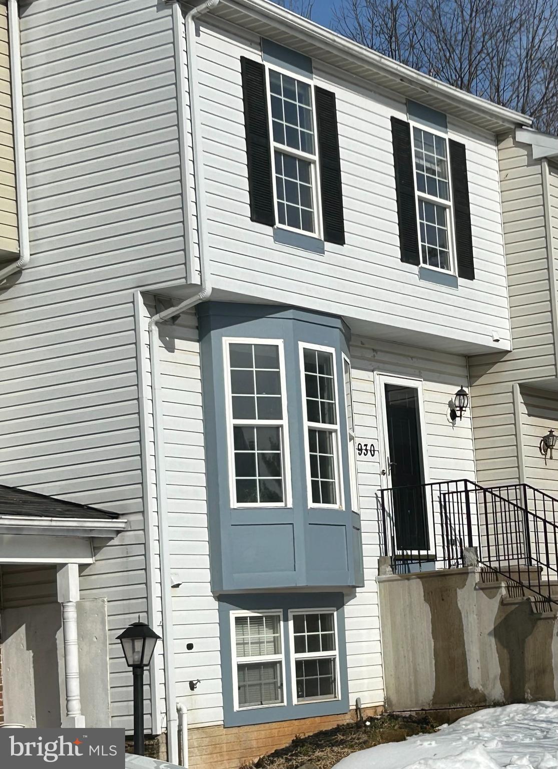 MINERAL SPRING VILLAGE - Residential