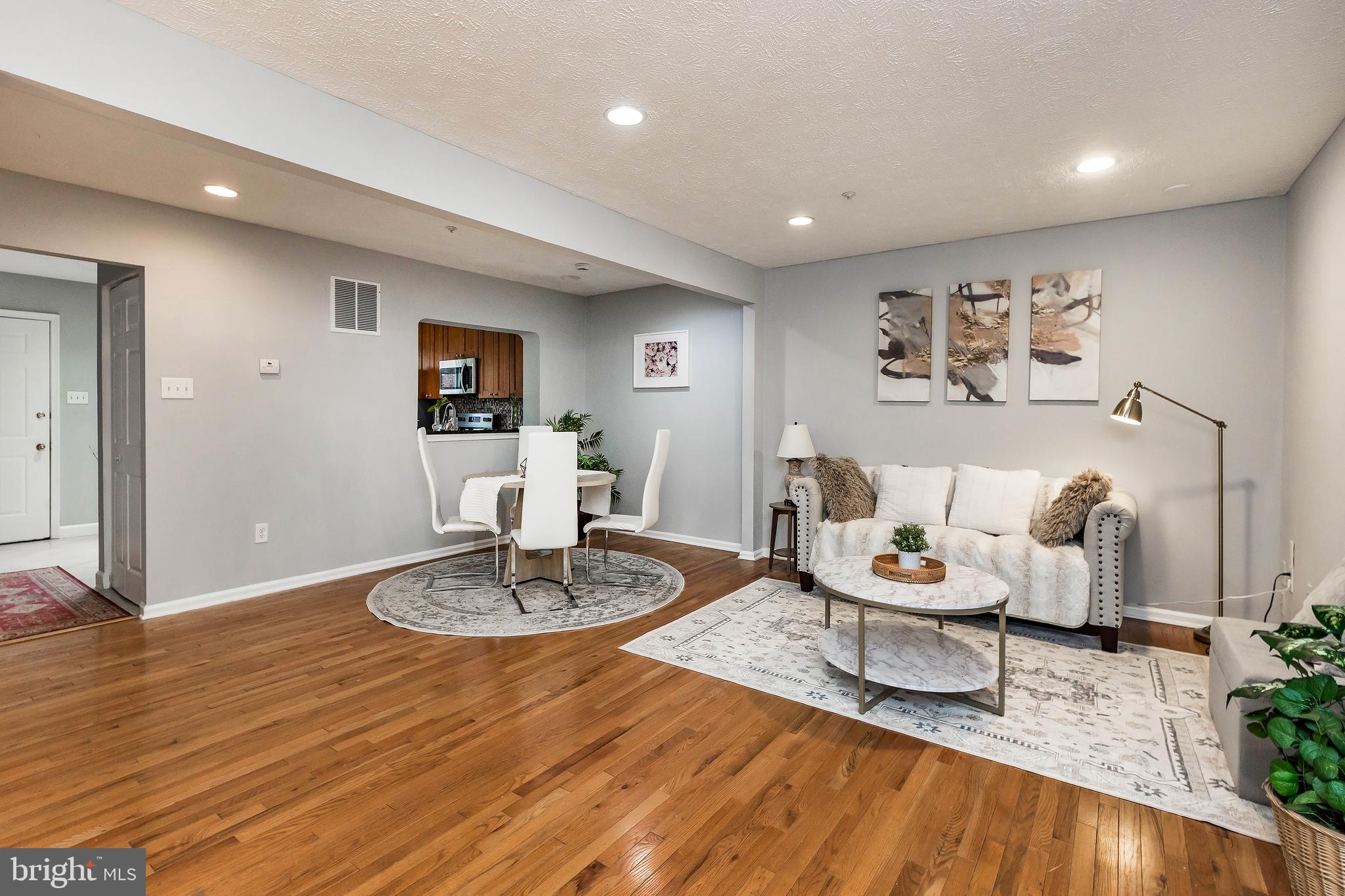 MINERAL SPRING VILLAGE - Residential