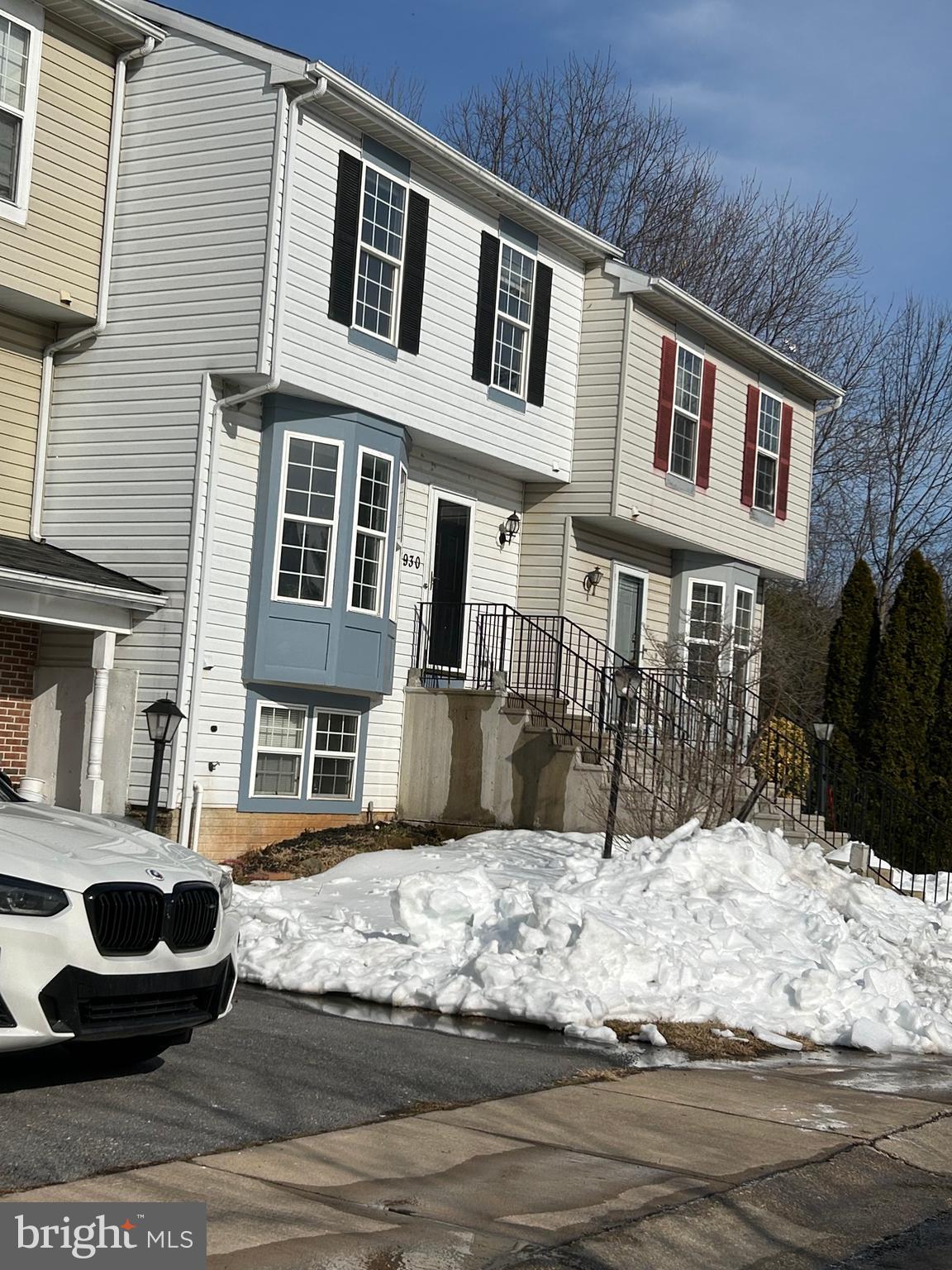 MINERAL SPRING VILLAGE - Residential