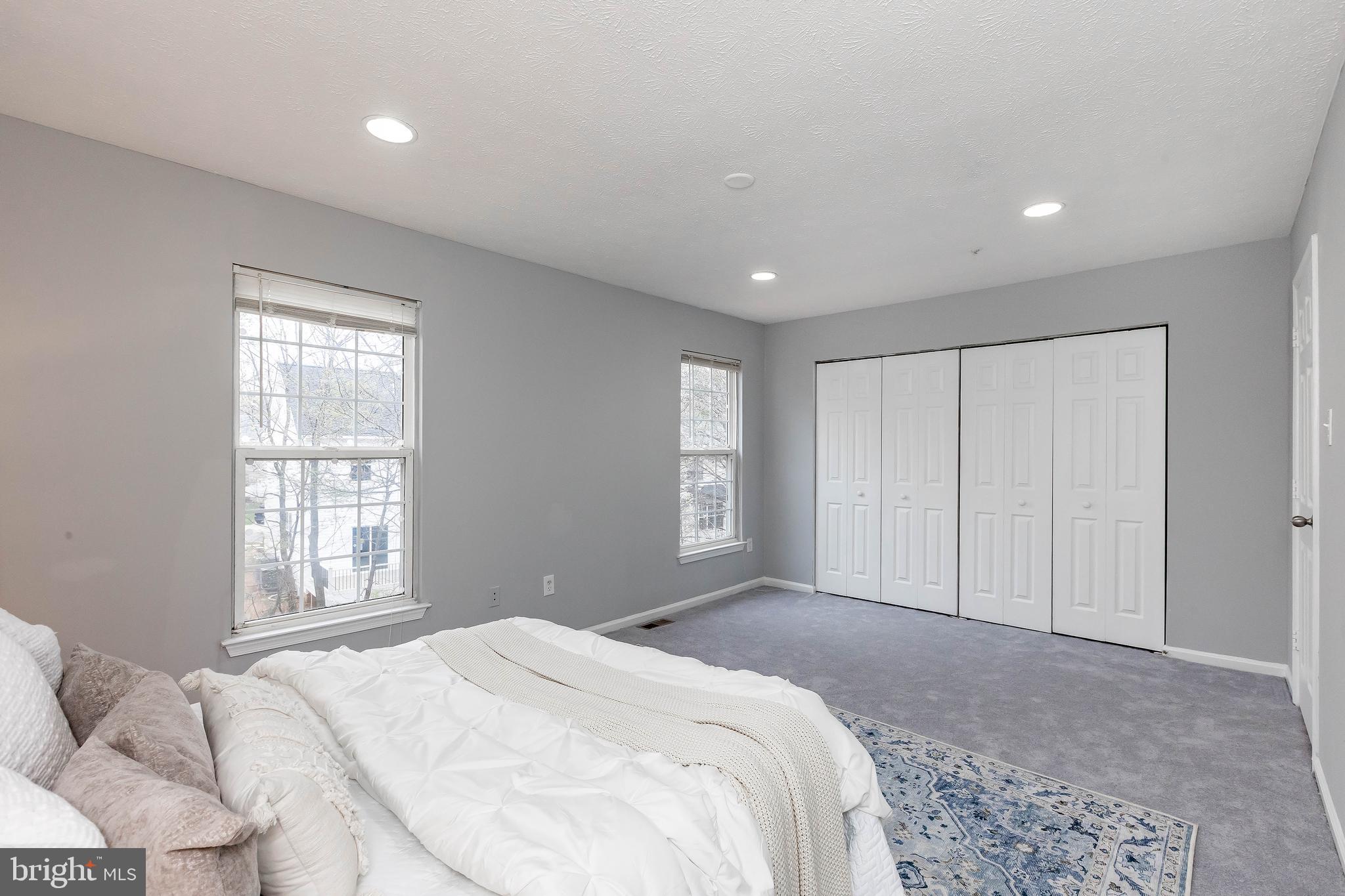 MINERAL SPRING VILLAGE - Residential