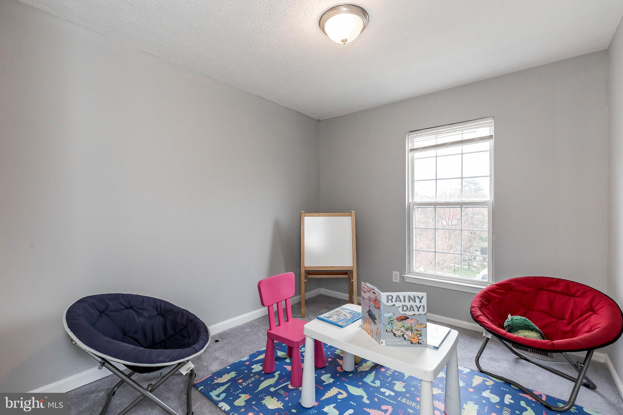 MINERAL SPRING VILLAGE - Residential