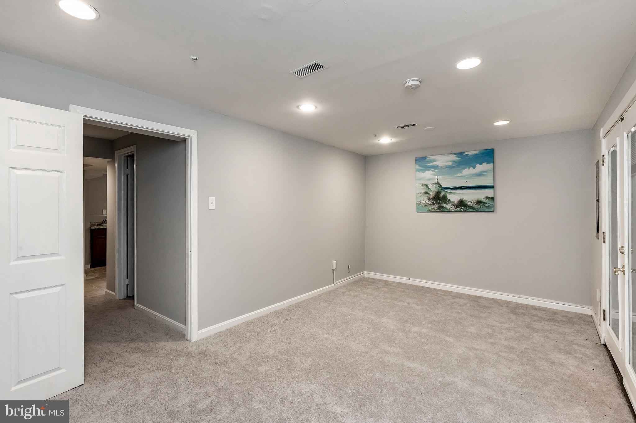 MINERAL SPRING VILLAGE - Residential