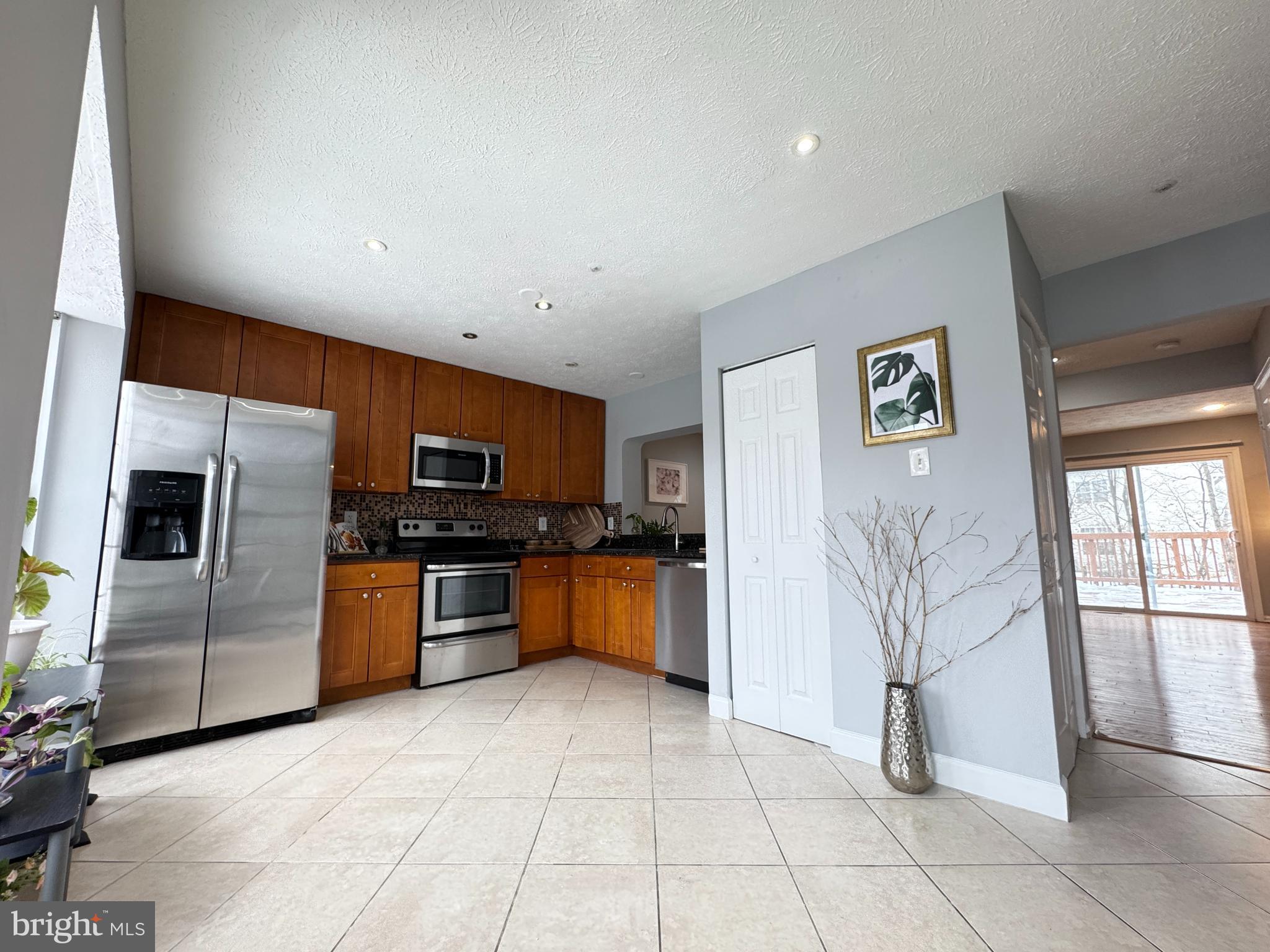 MINERAL SPRING VILLAGE - Residential