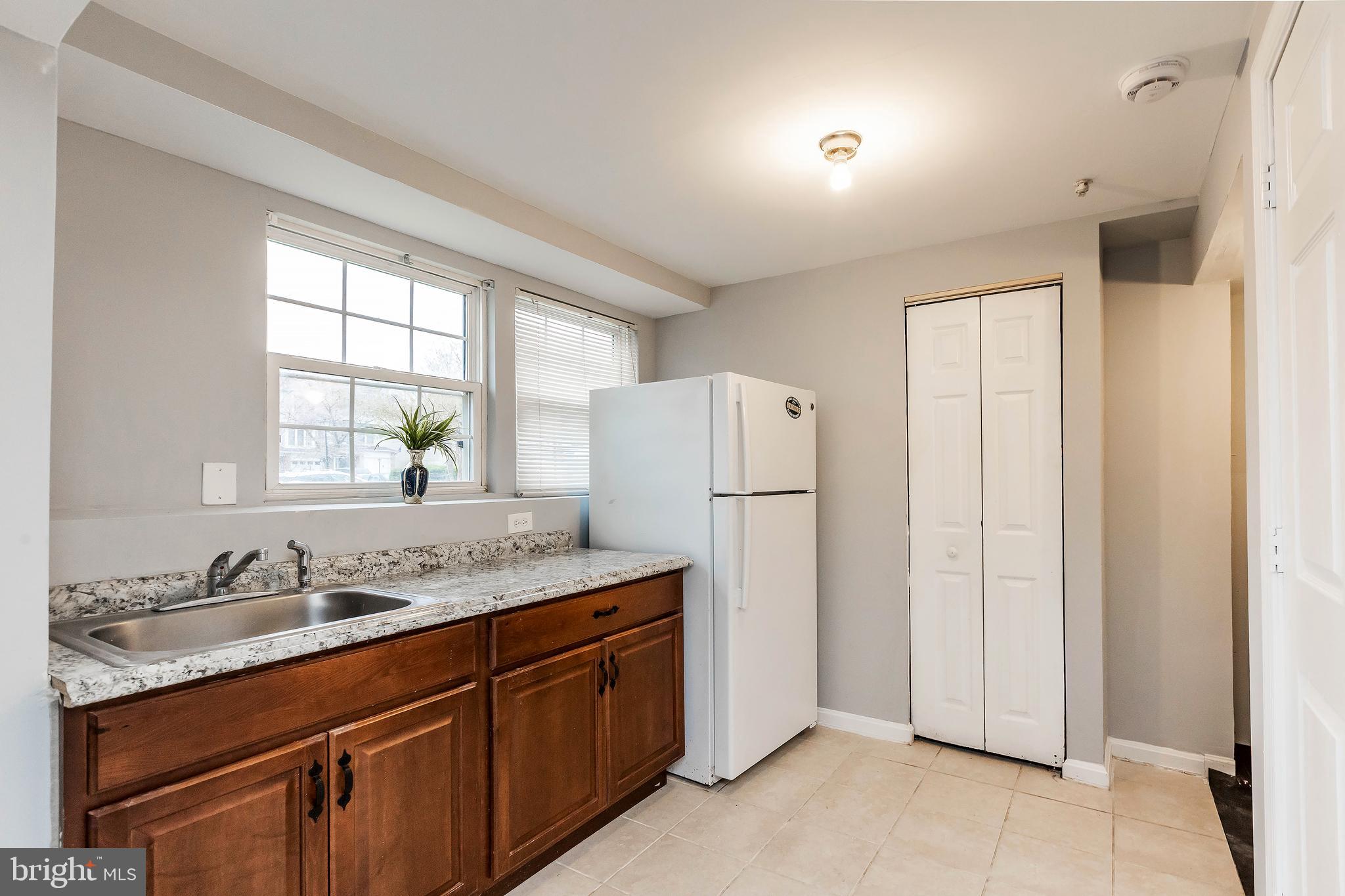 MINERAL SPRING VILLAGE - Residential