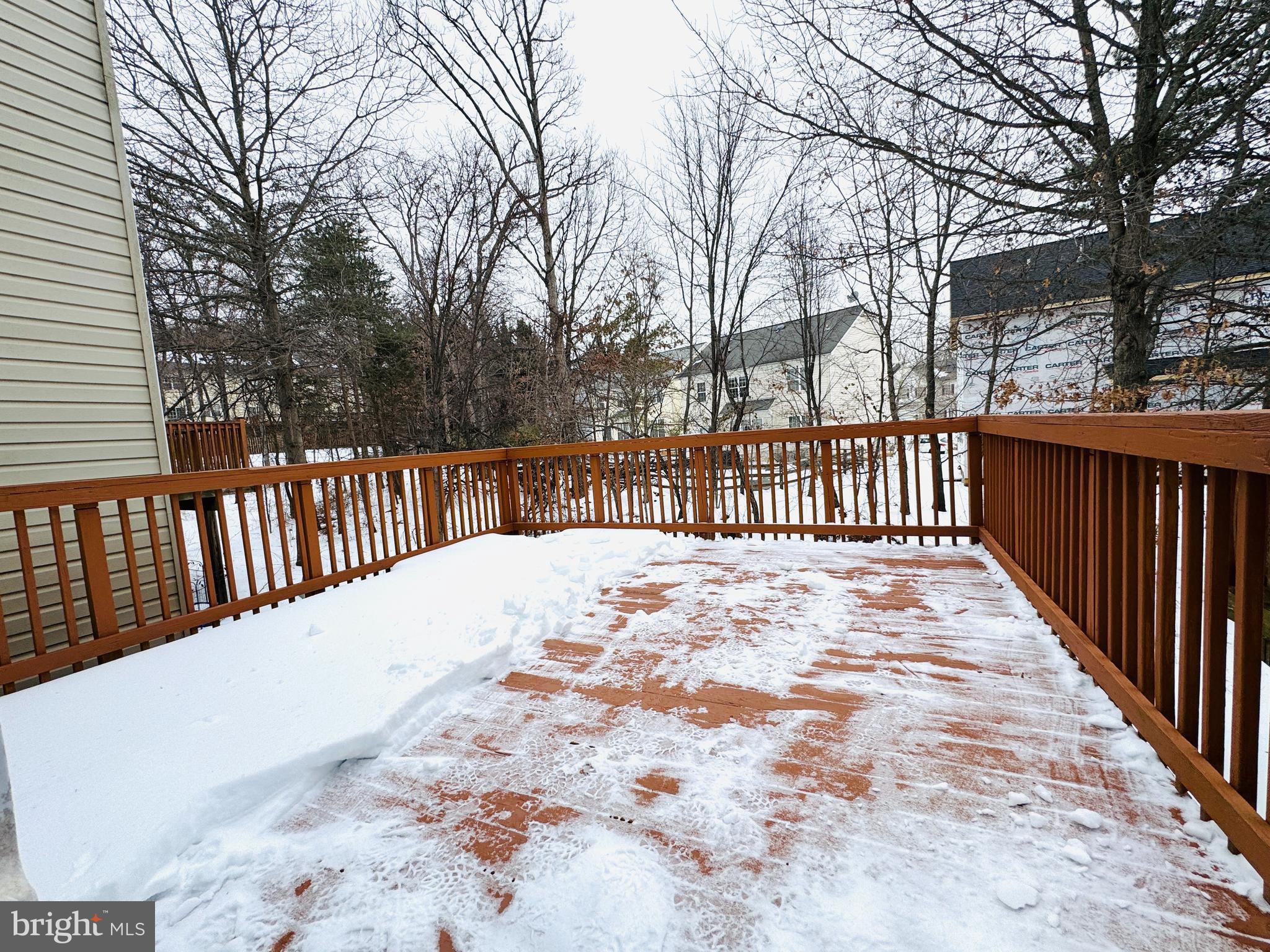 MINERAL SPRING VILLAGE - Residential