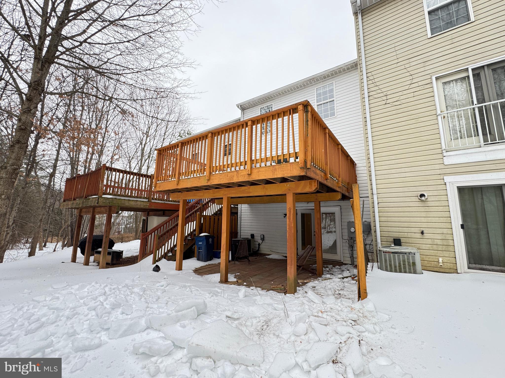 MINERAL SPRING VILLAGE - Residential