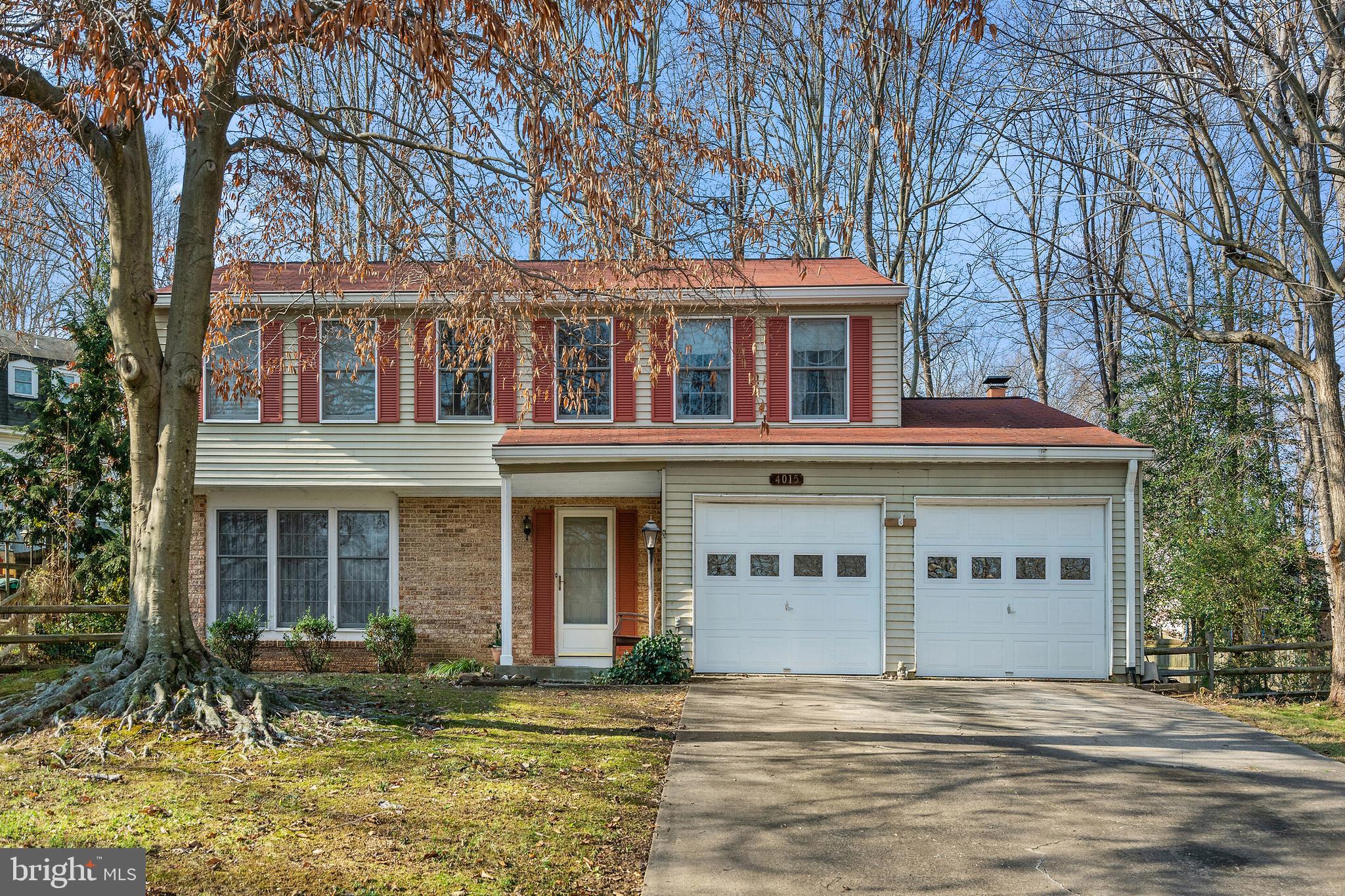 COUNTRY CLUB/LAKE MONTCLAIR - Residential