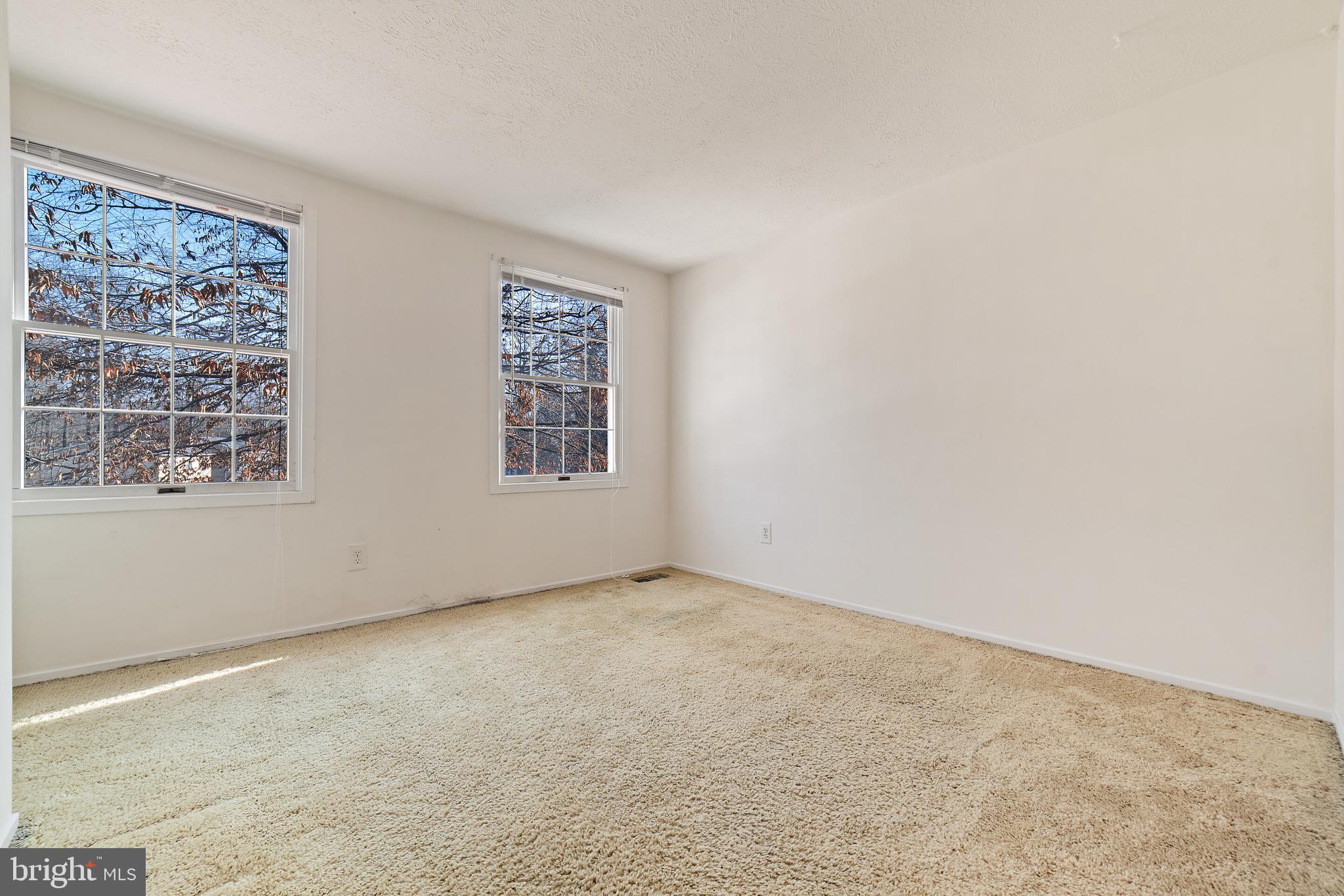 COUNTRY CLUB/LAKE MONTCLAIR - Residential