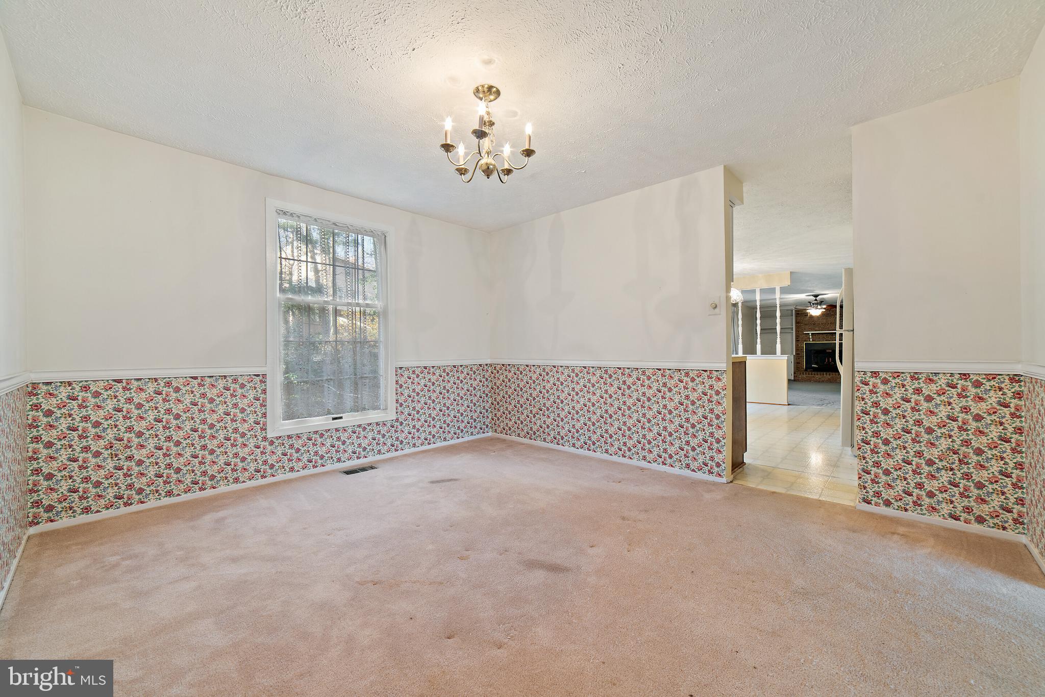 COUNTRY CLUB/LAKE MONTCLAIR - Residential