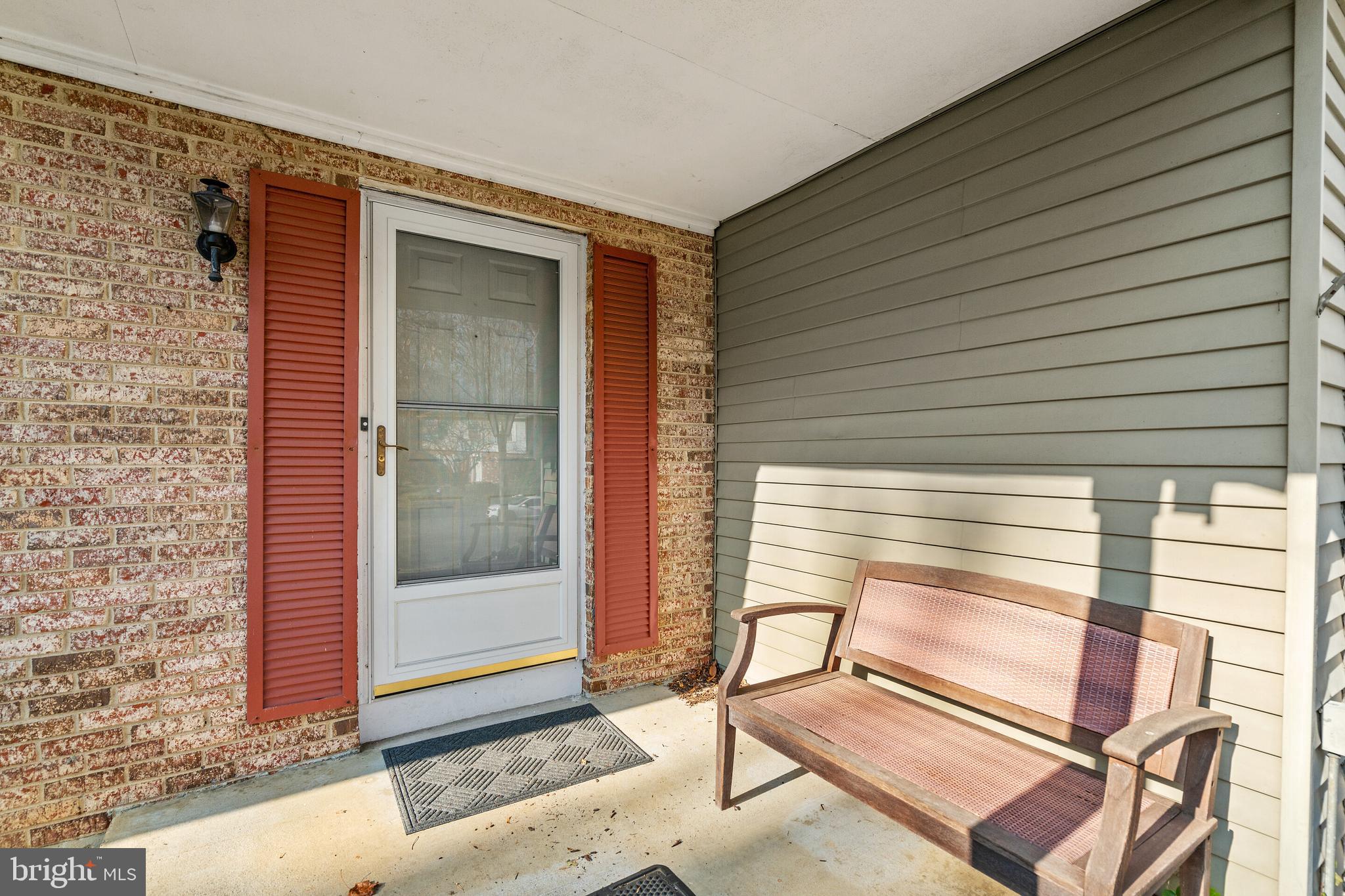 COUNTRY CLUB/LAKE MONTCLAIR - Residential