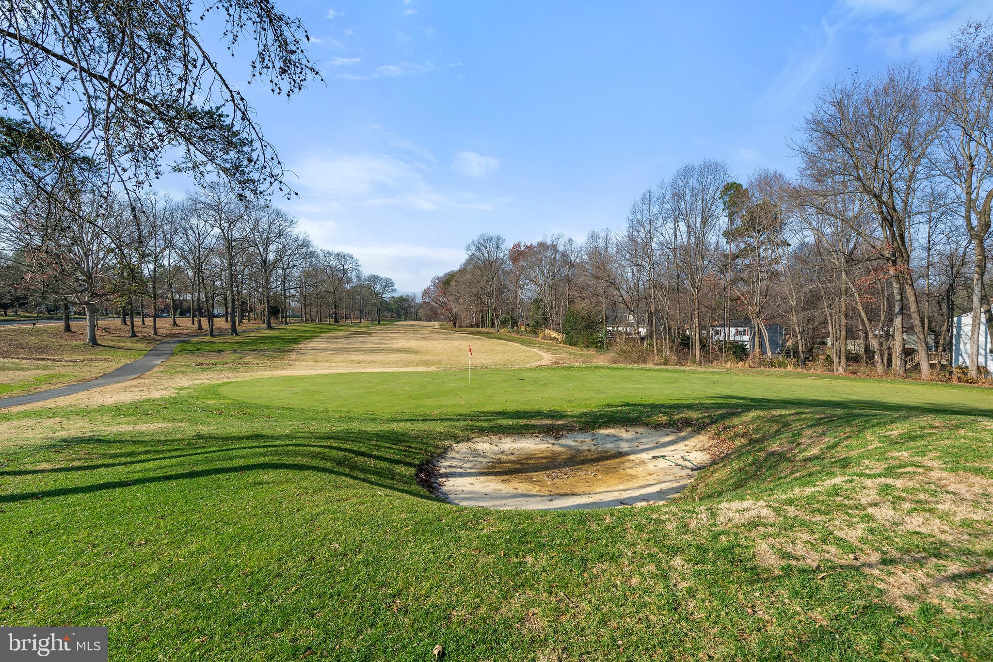 COUNTRY CLUB/LAKE MONTCLAIR - Residential