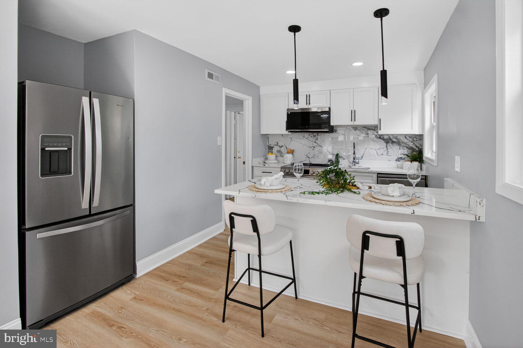 GLENMONT HILLS - Residential