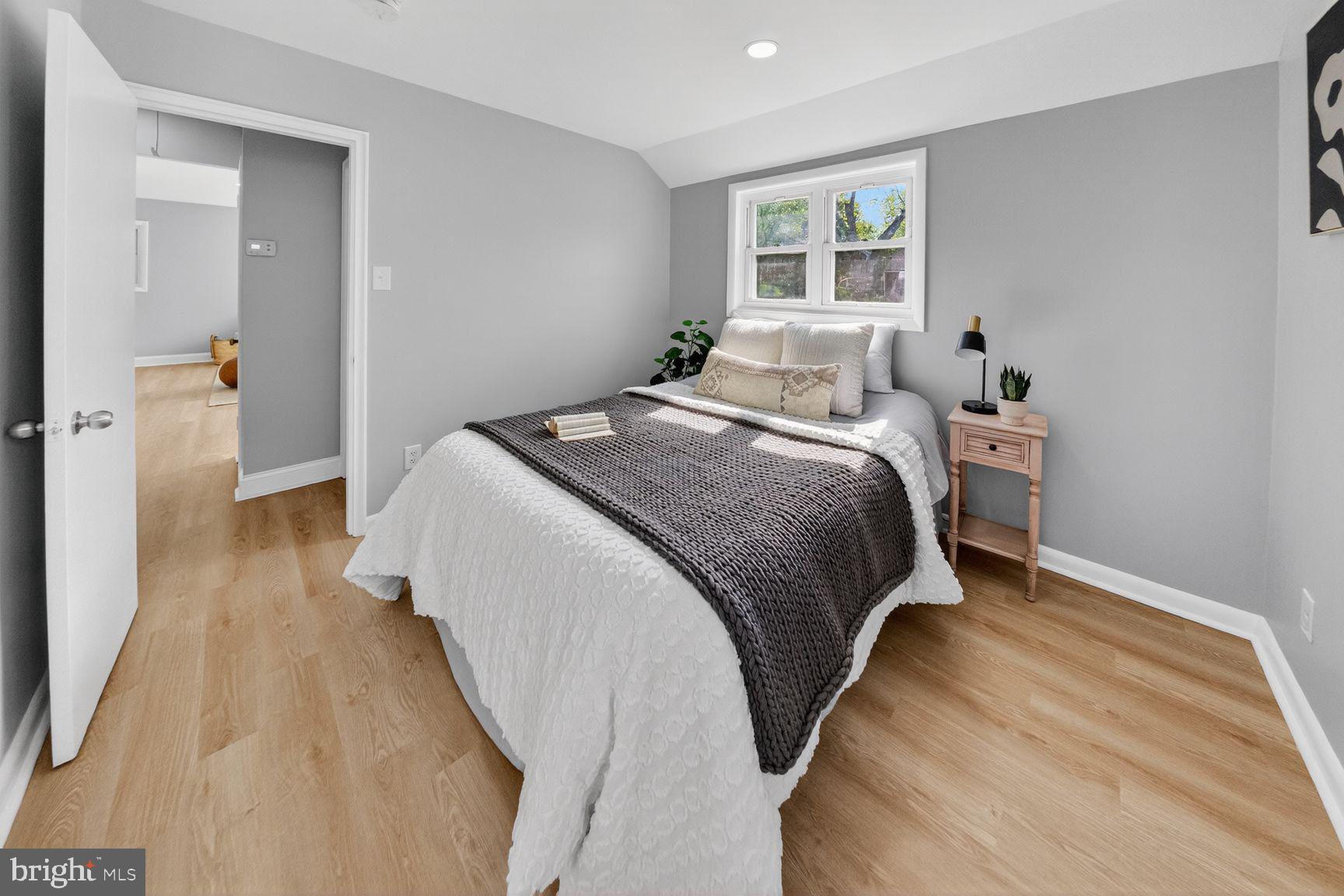 GLENMONT HILLS - Residential