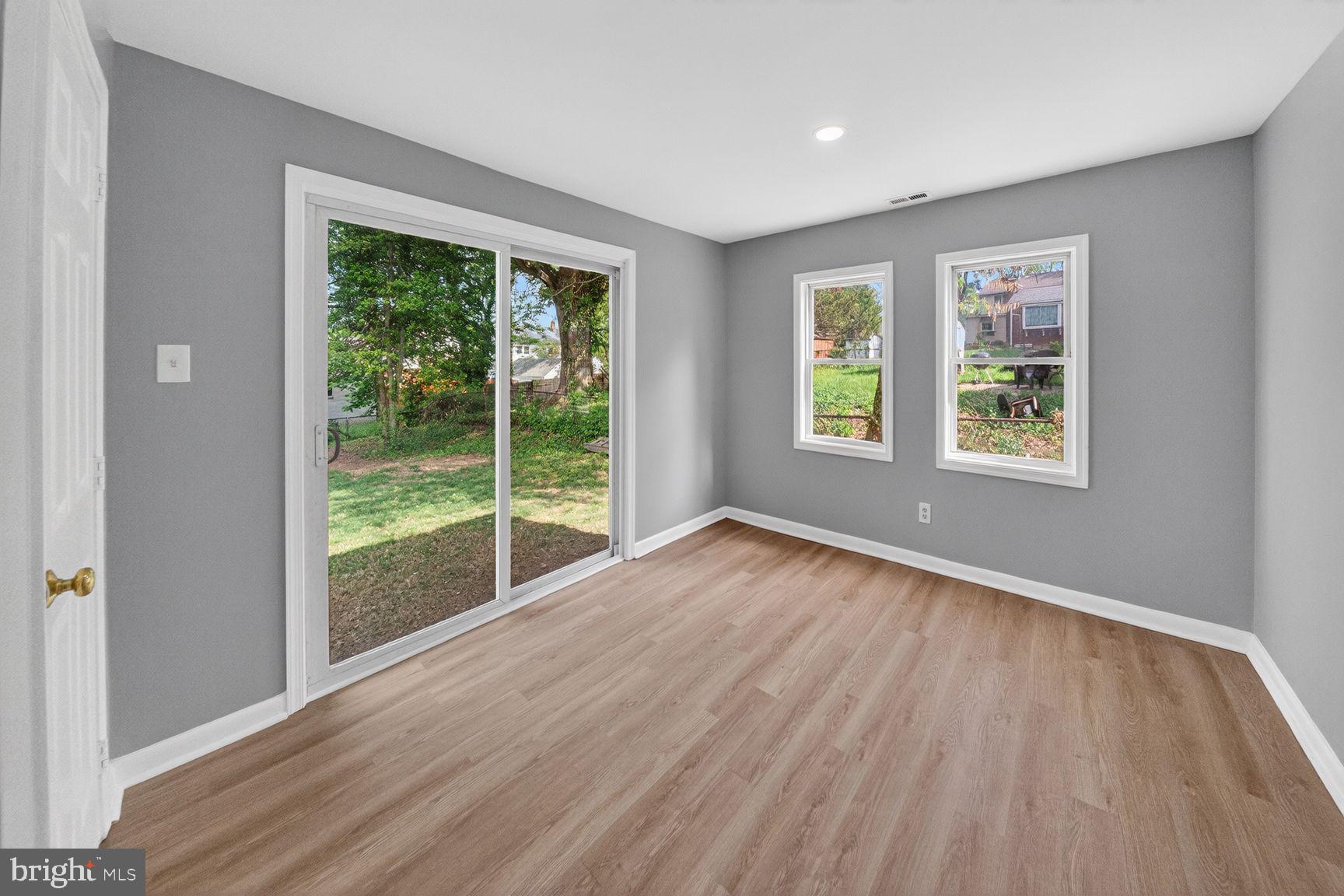 GLENMONT HILLS - Residential