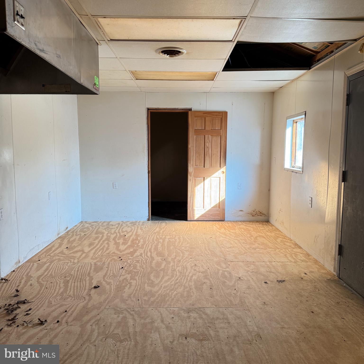 4810 WHITE HORSE PIKE