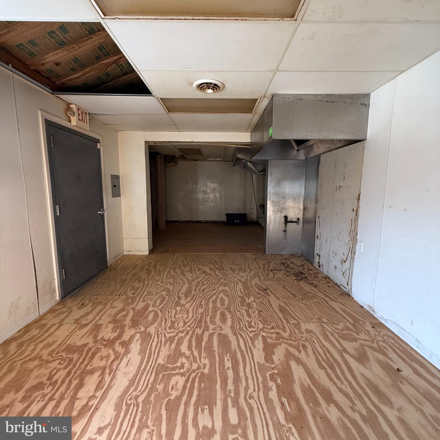 4810 WHITE HORSE PIKE