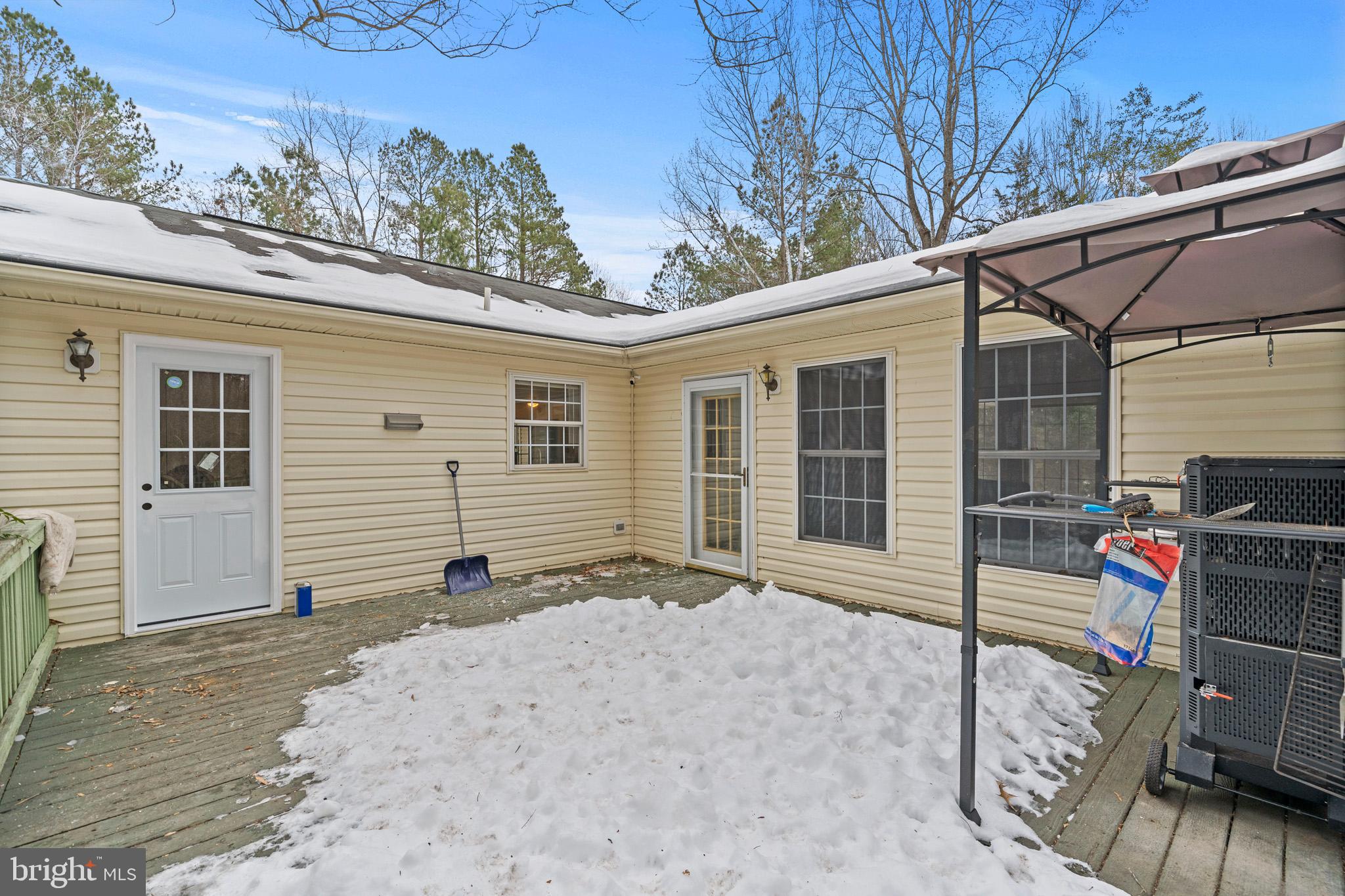 OLDE COUNTRY ESTATES SUB - Residential