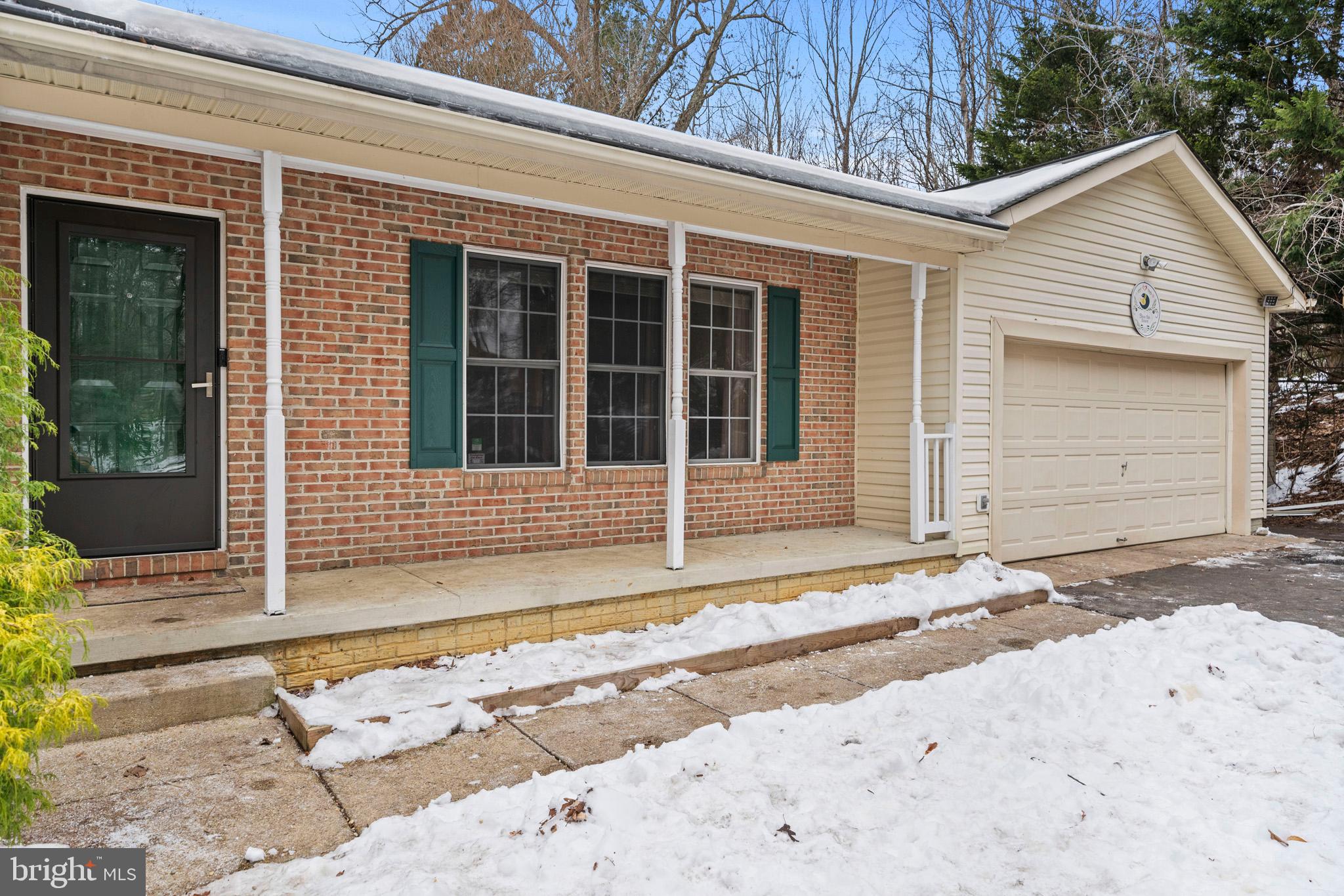 OLDE COUNTRY ESTATES SUB - Residential